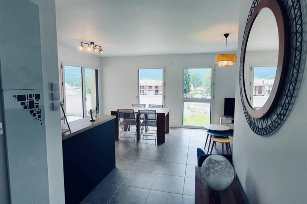 Le Laudon 3 étoiles - Familiale, Moderne, Tout équipé, Proche Lac et commodités