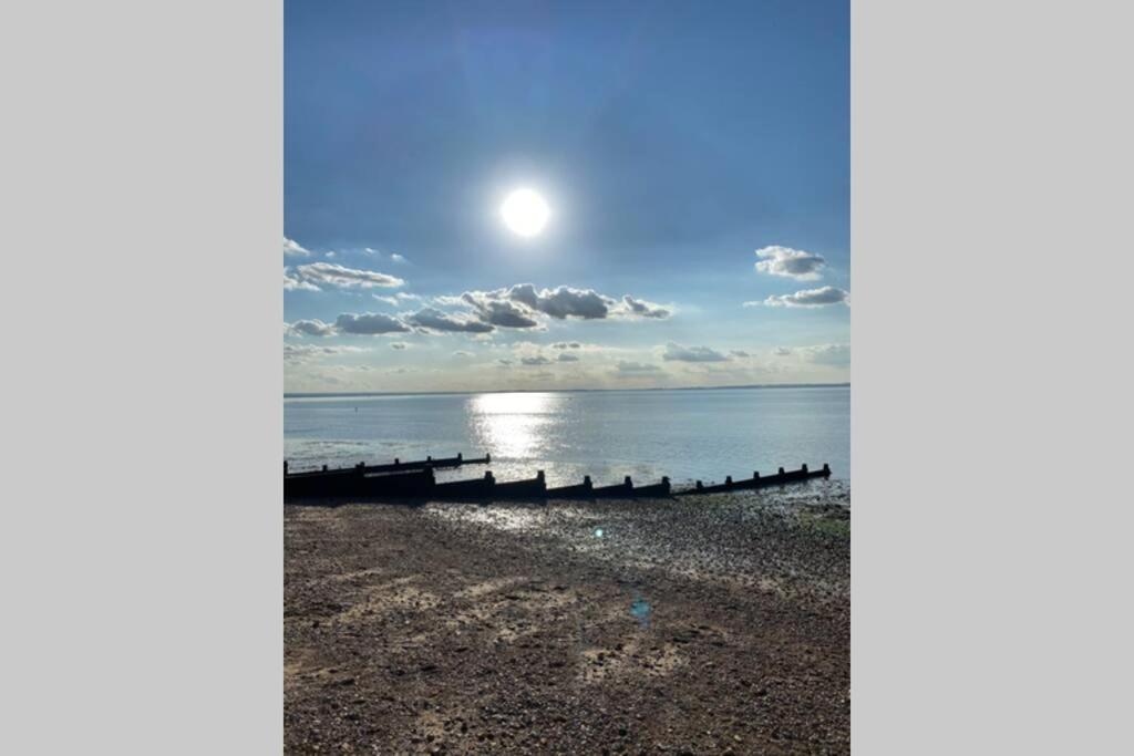 The Yellow Door Whitstable - Peaceful retreat close to beach