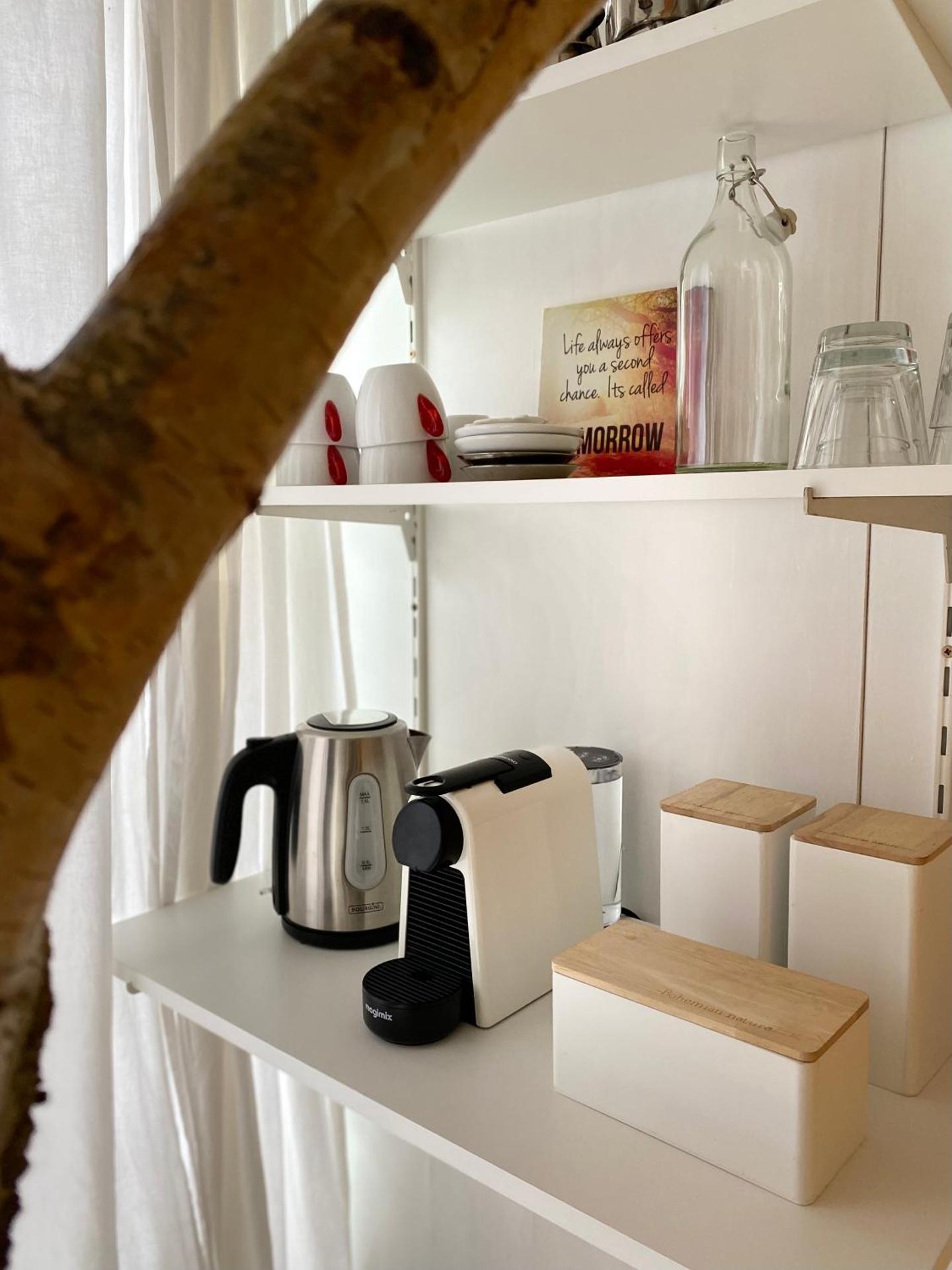 Coffee/tea facilities