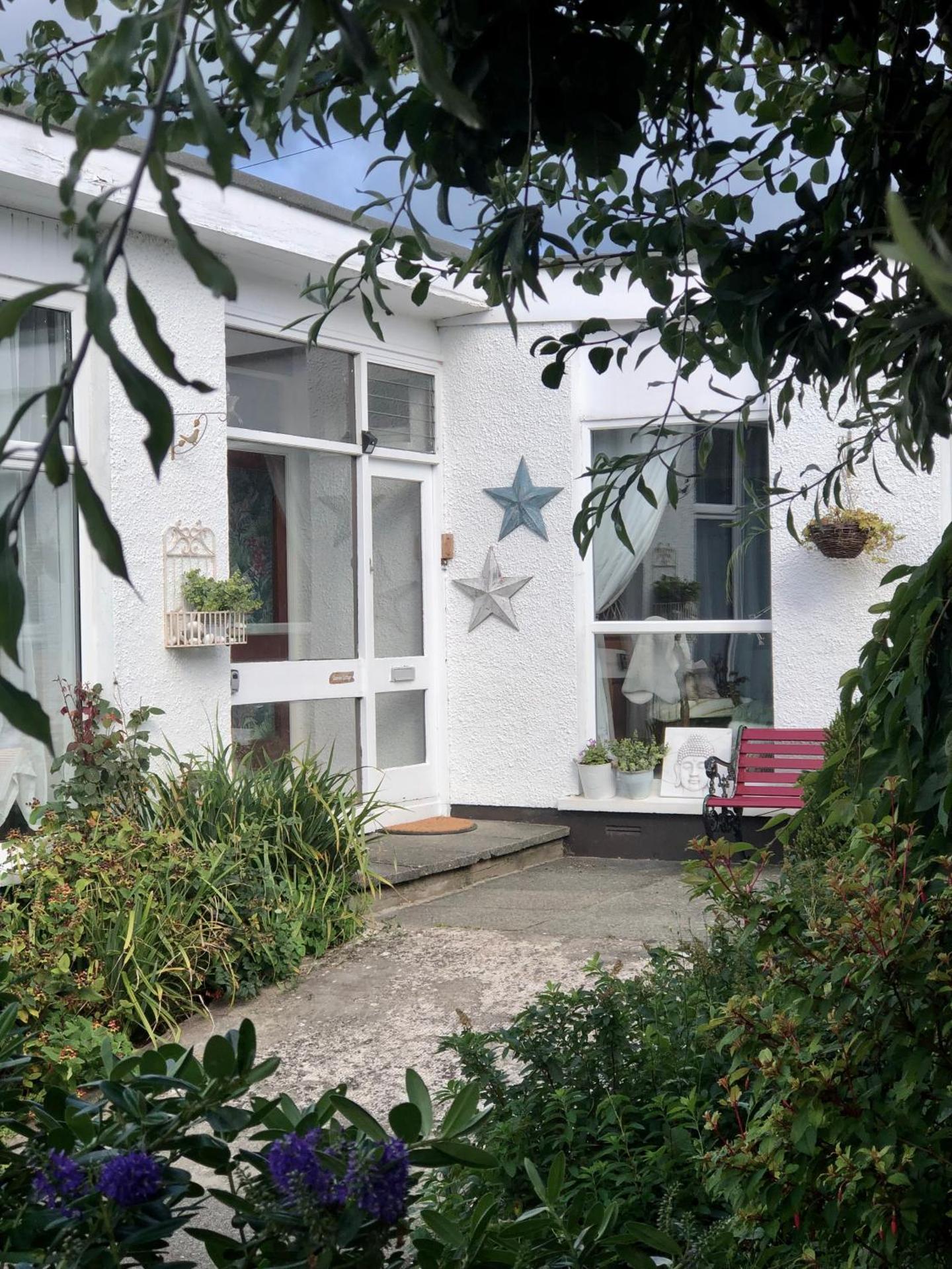 Ballygally Seaview Cottage