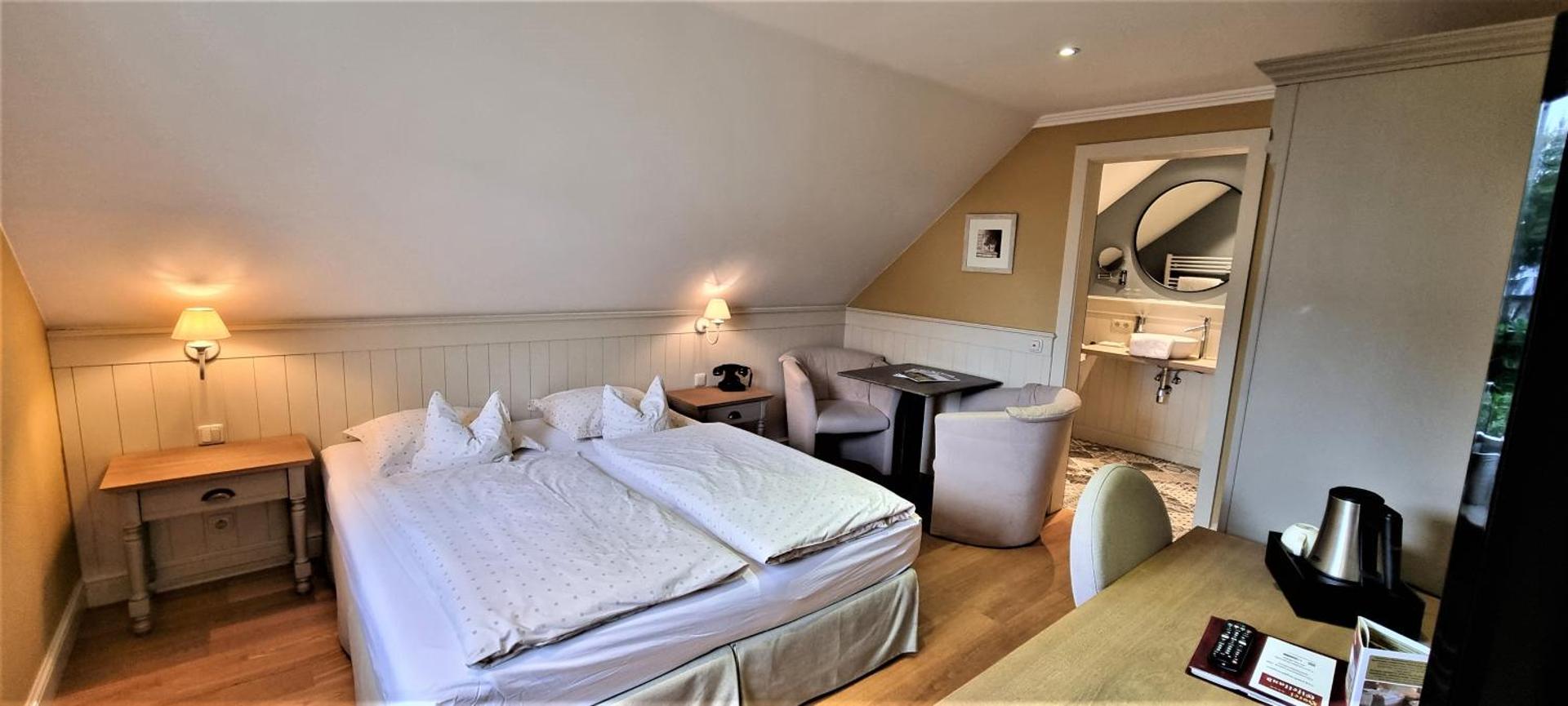 Photo of the whole room