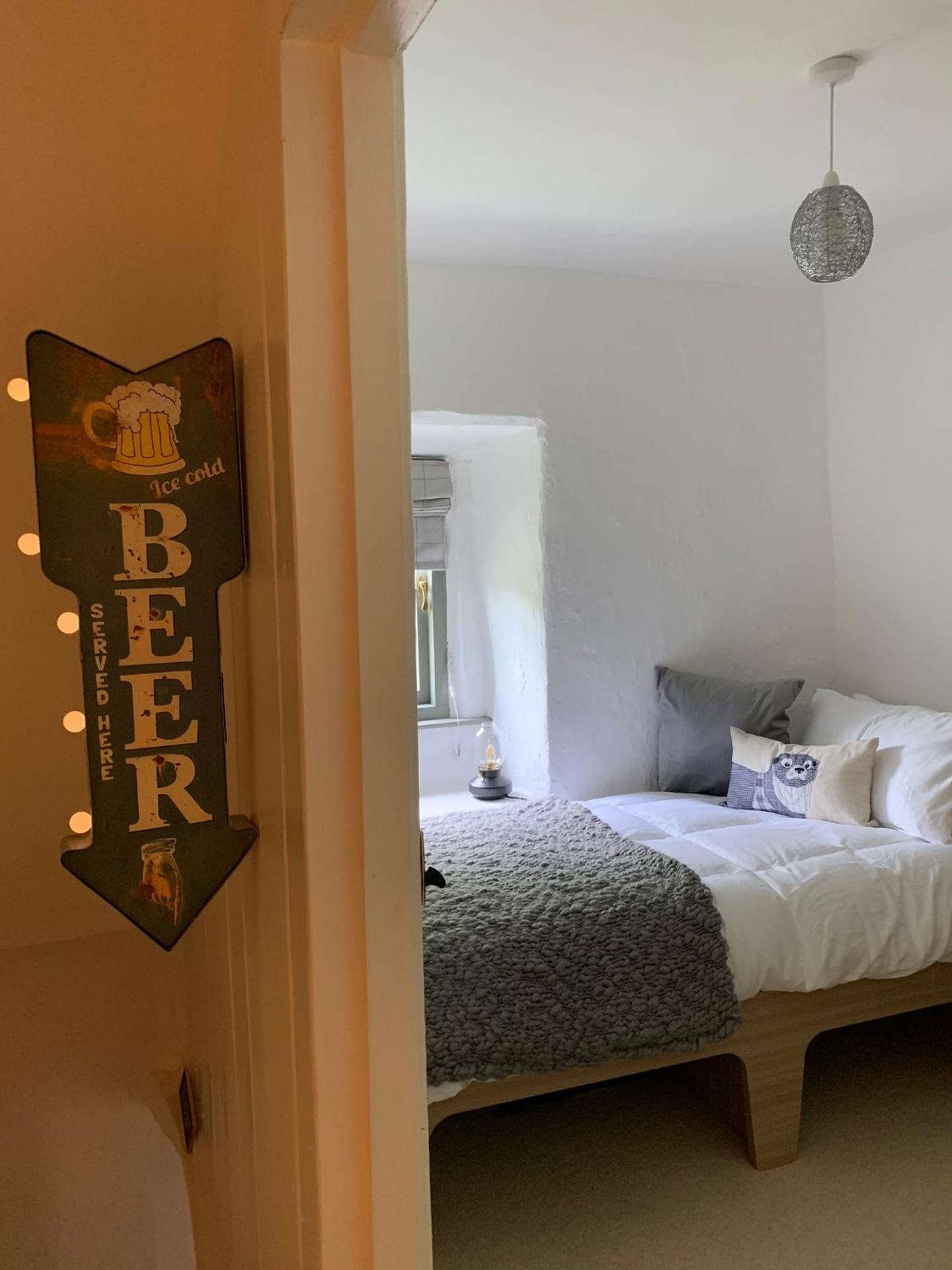 Hannam Cottage, beautiful listed cottage at start of the 3 peaks