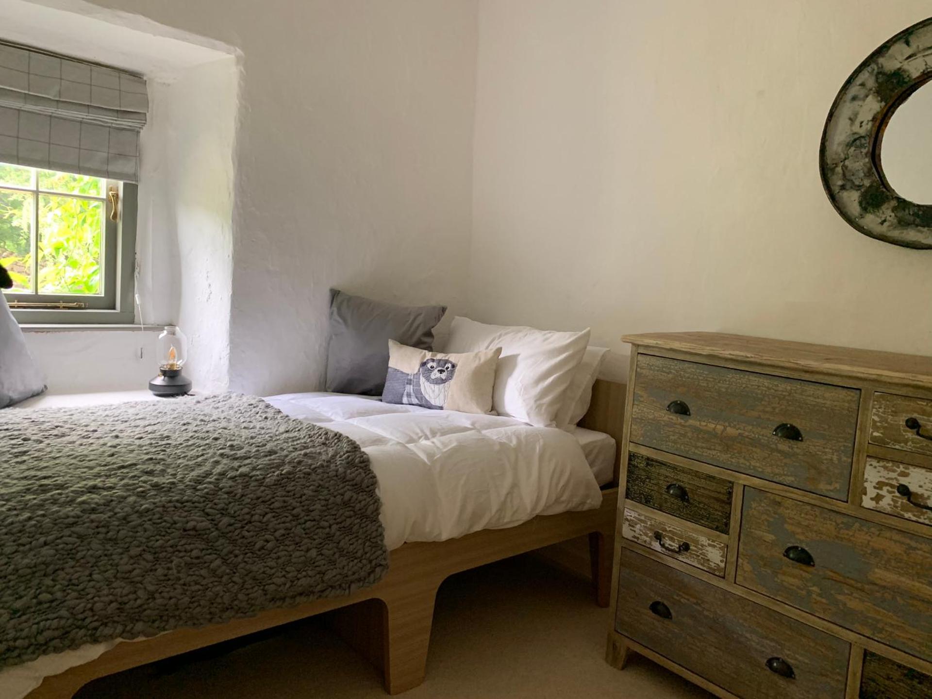 Hannam Cottage, beautiful listed cottage at start of the 3 peaks