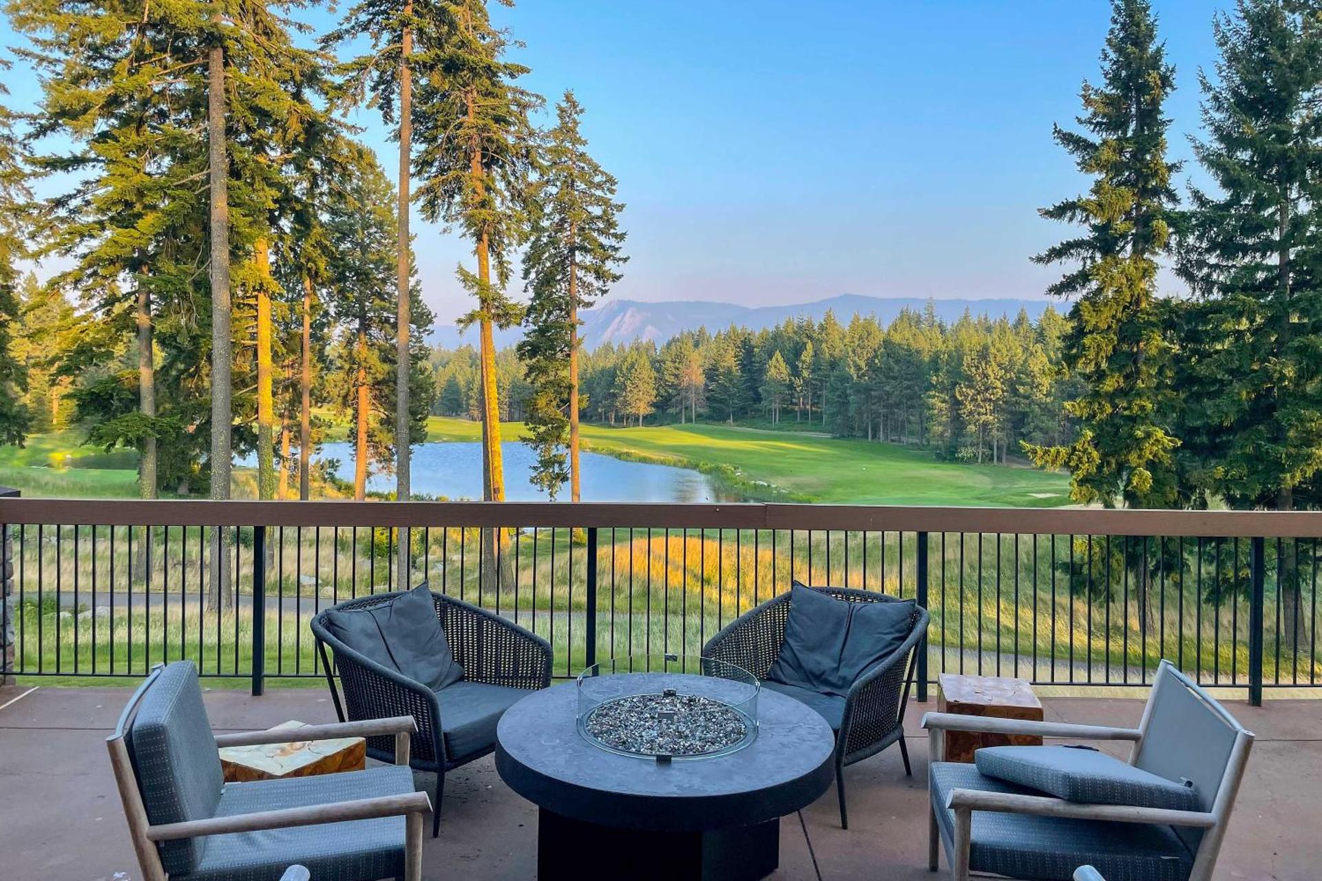 Condo with Outdoor Heated Pool and Hot Tub Access!