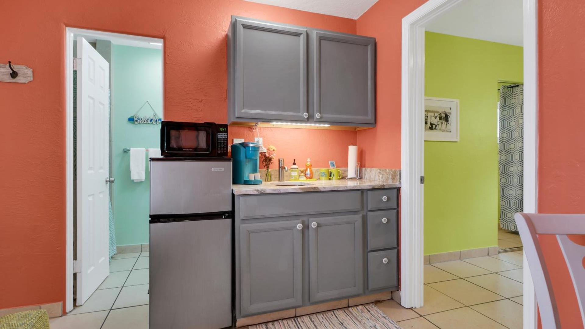 Kitchen or kitchenette
