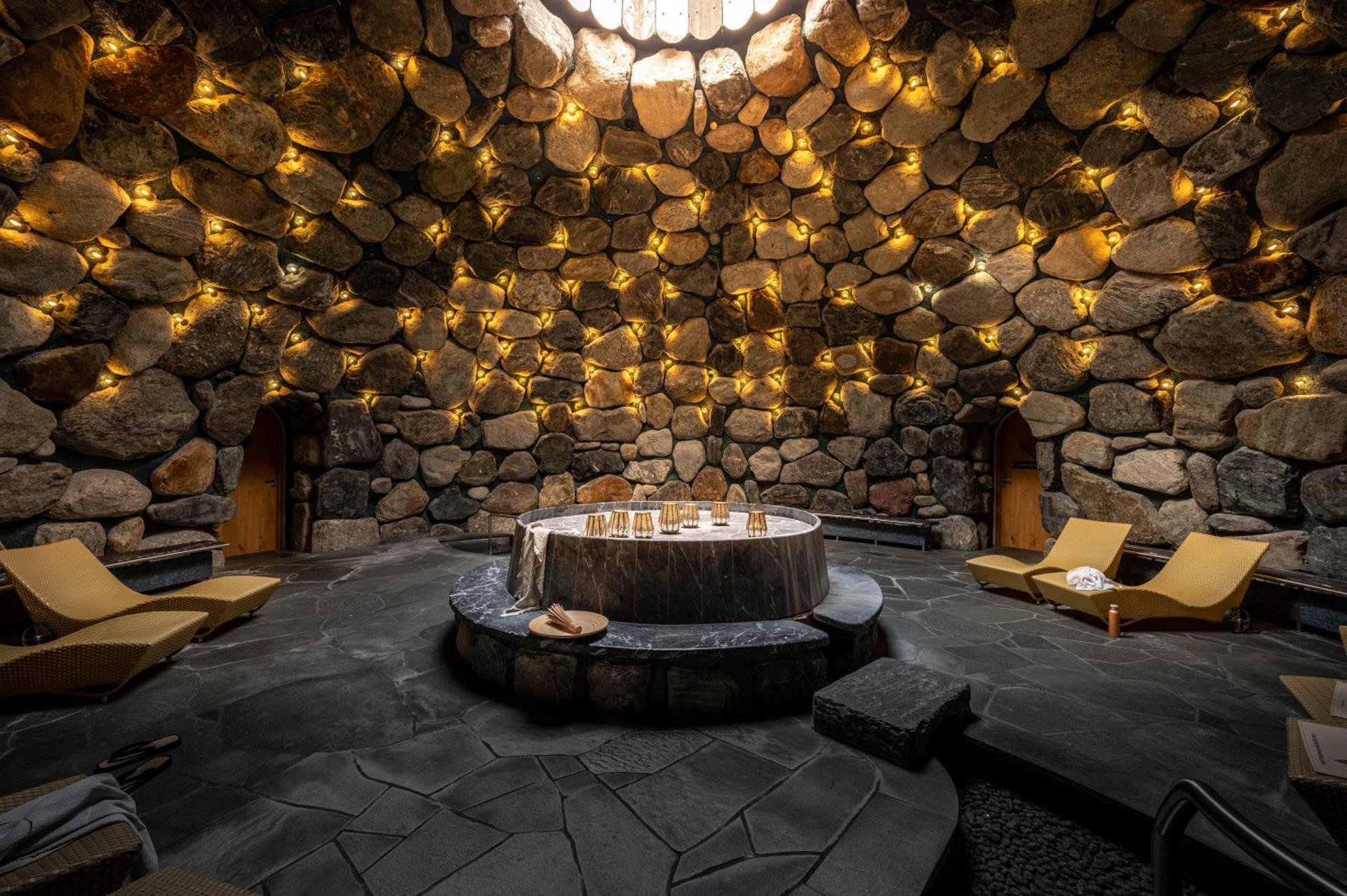 Spa and wellness centre/facilities