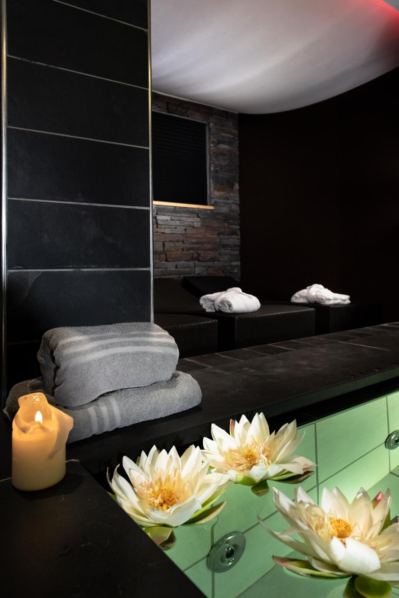 Spa and wellness centre/facilities