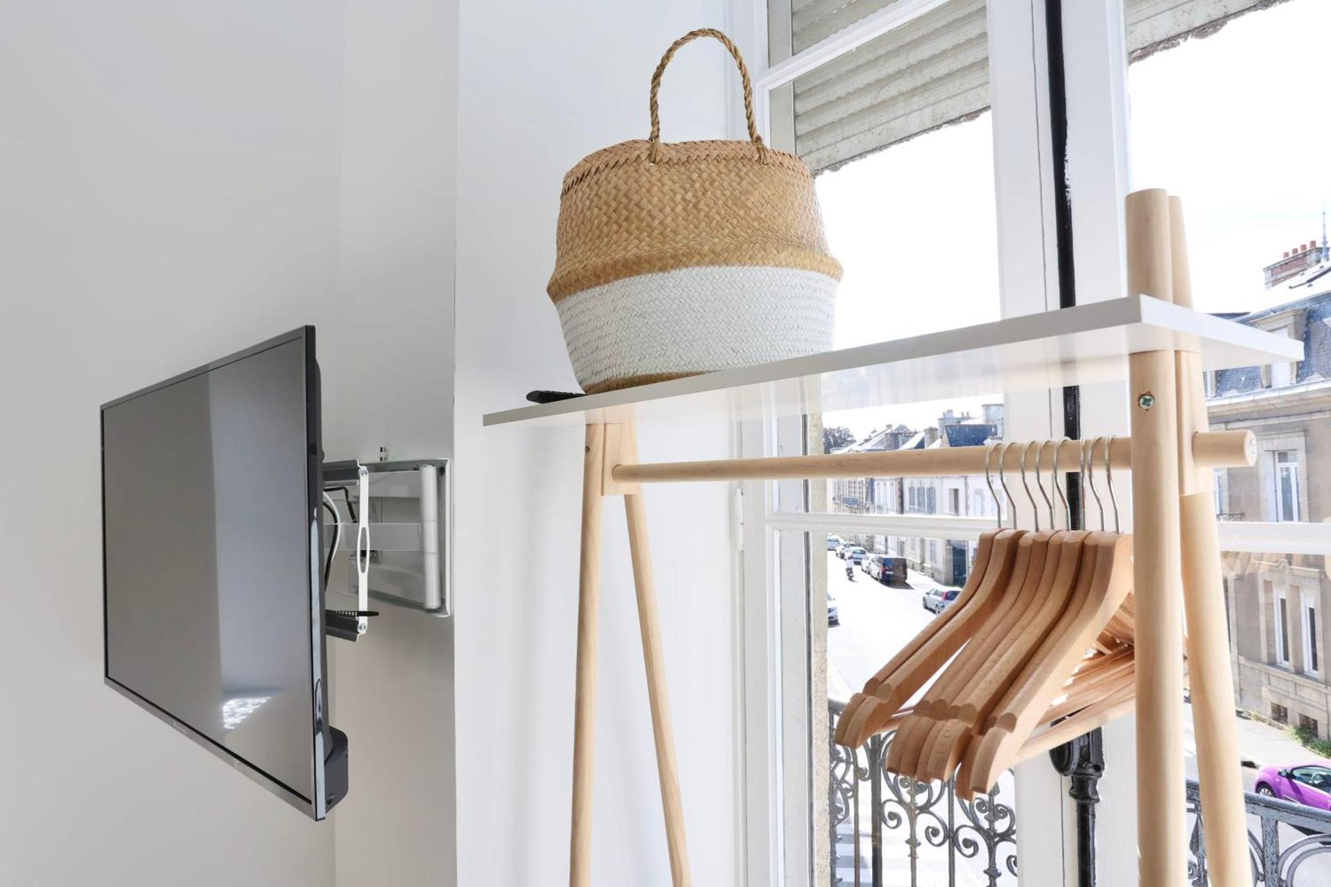 Napoléon Gare n4 Studio Lumineux ByLocly