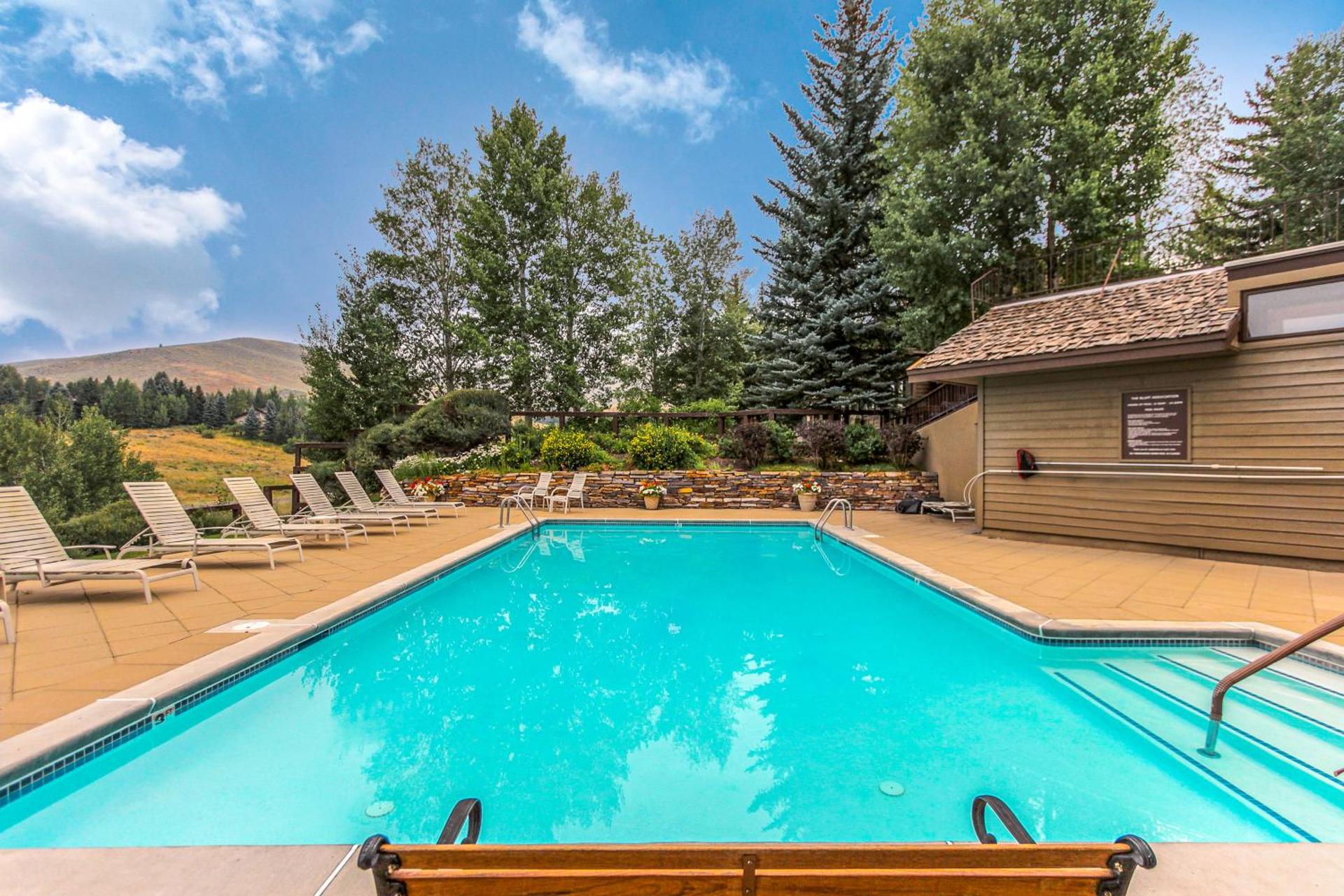 Modern Alpine Getaway