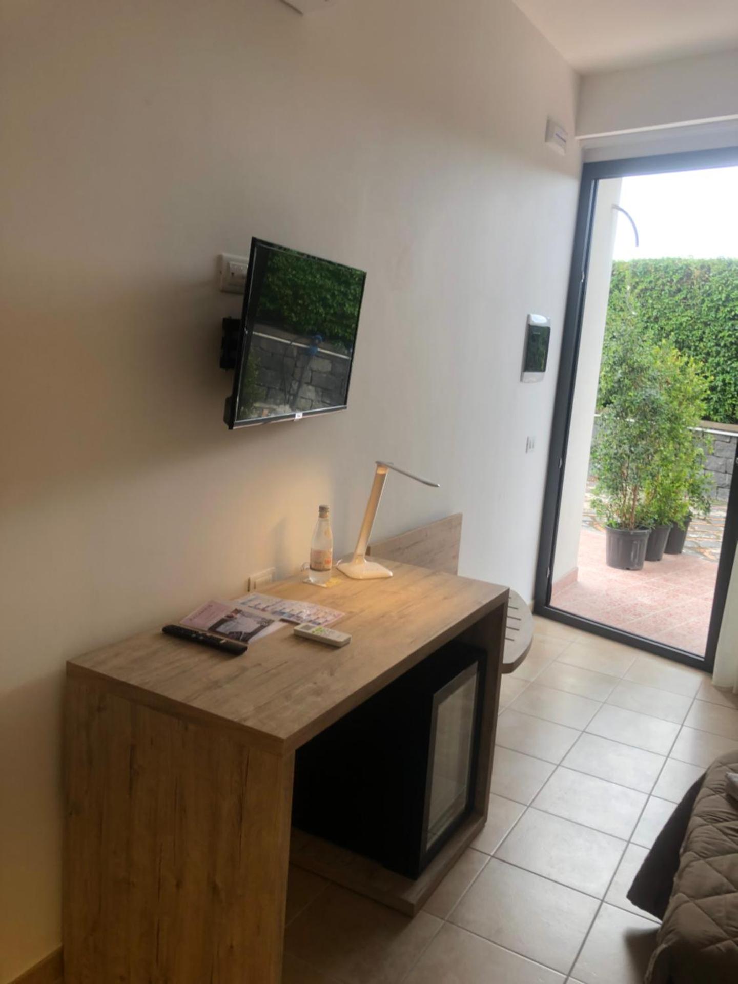 Standard Double or Twin Room with Terrace