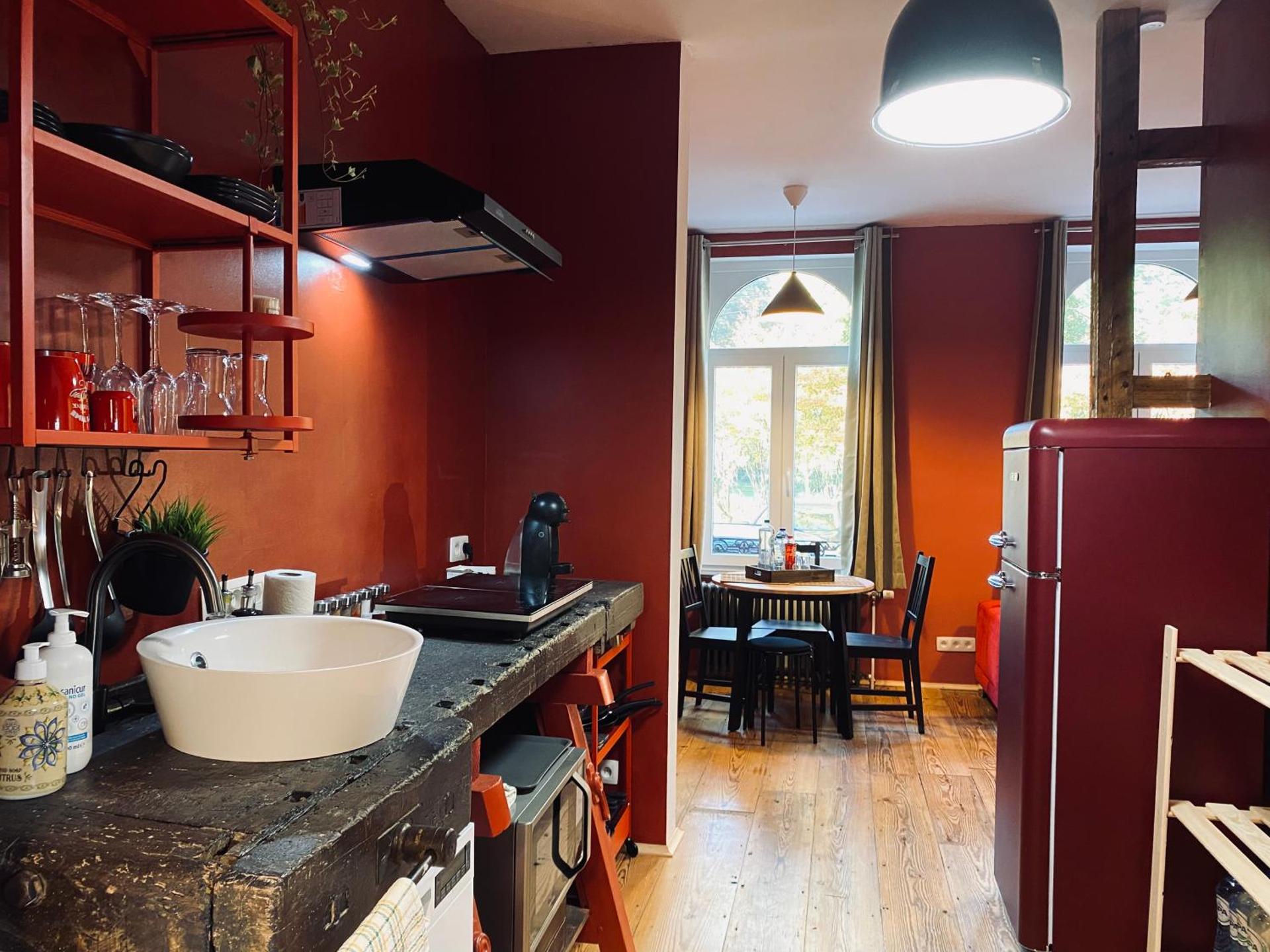 Kitchen or kitchenette