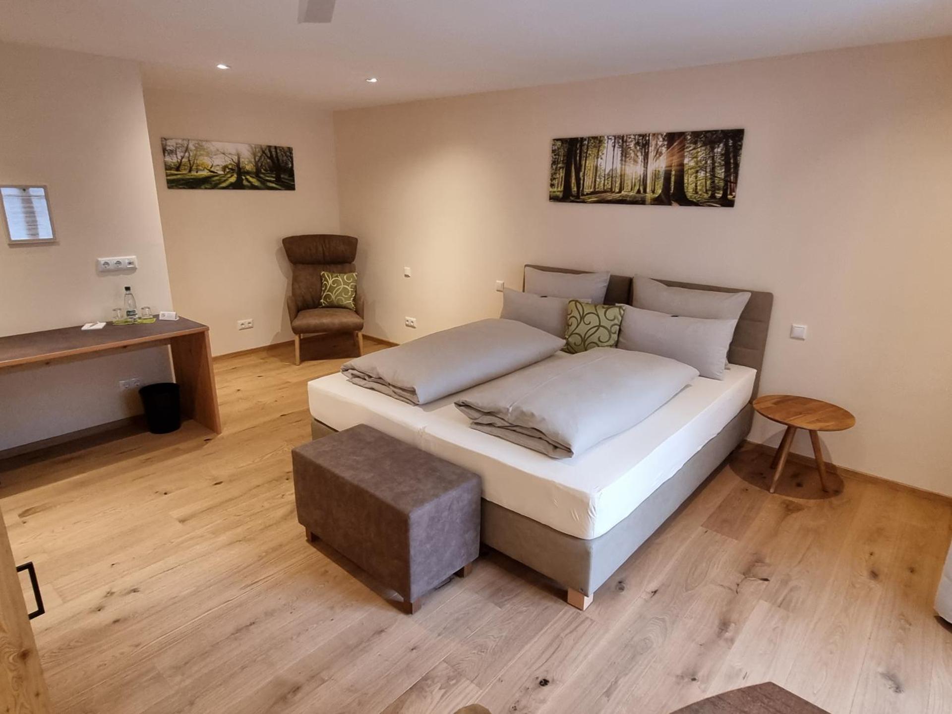 Photo of the whole room