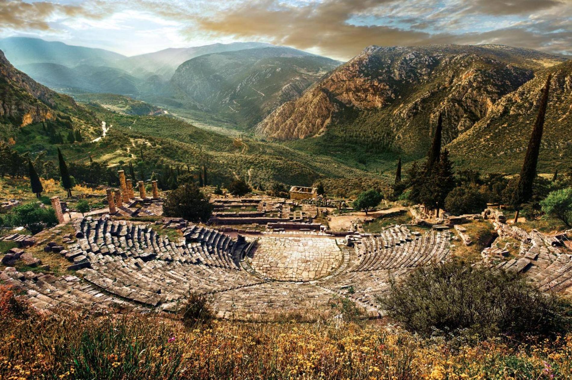 Delphi celebrity v i p the navel of the Earth, CENTER-DELPHI-penthouse galaxy&sky panoramic view, harmony&YOGA