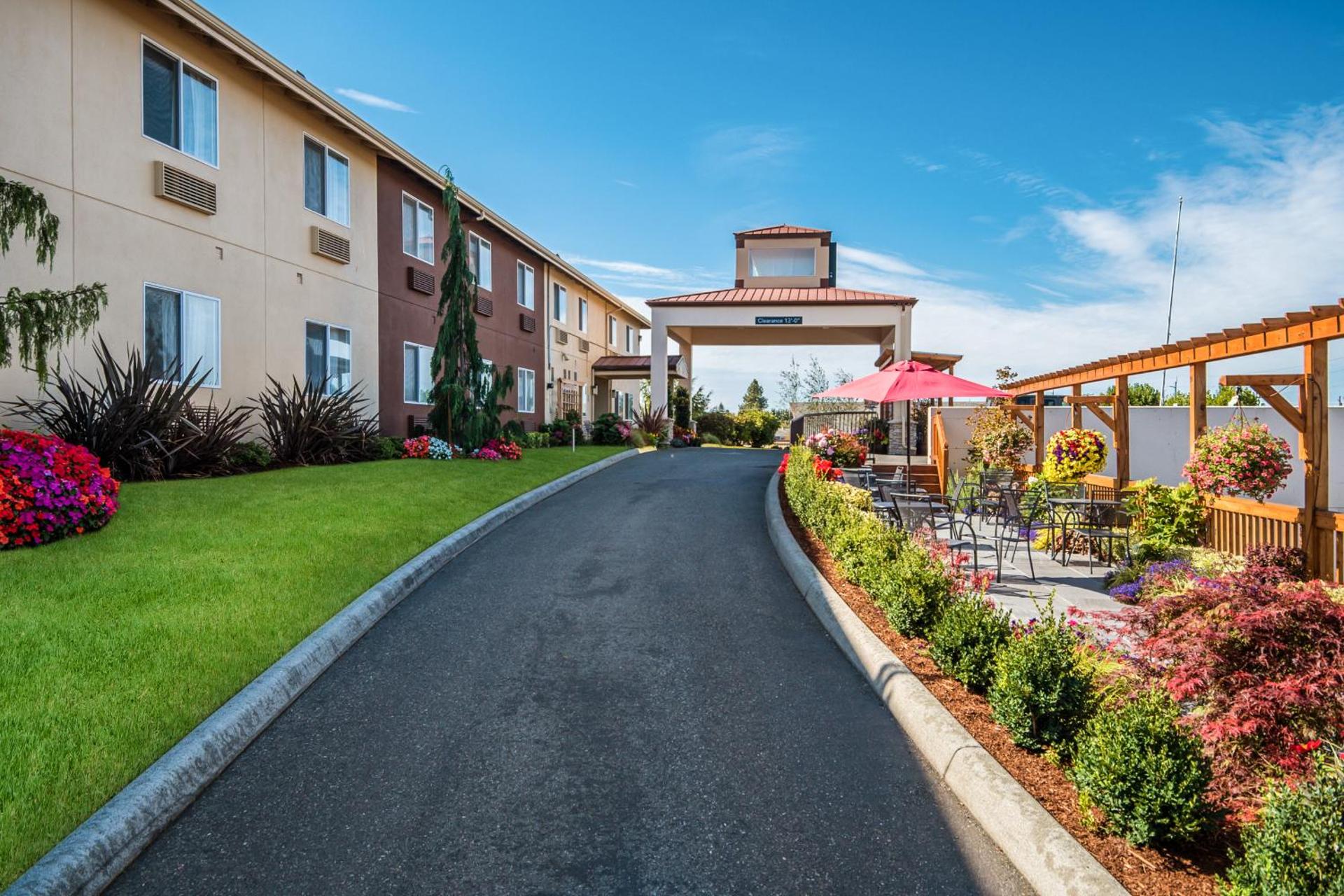 Red Lion Inn & Suites Sequim at Olympic National Park