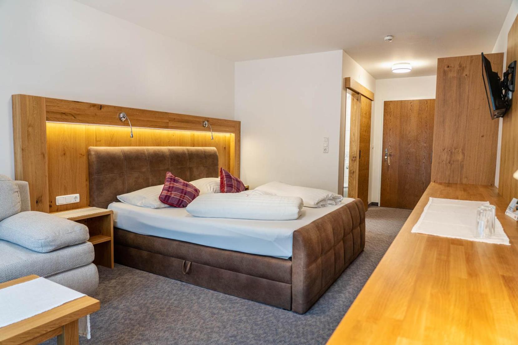 Photo of the whole room