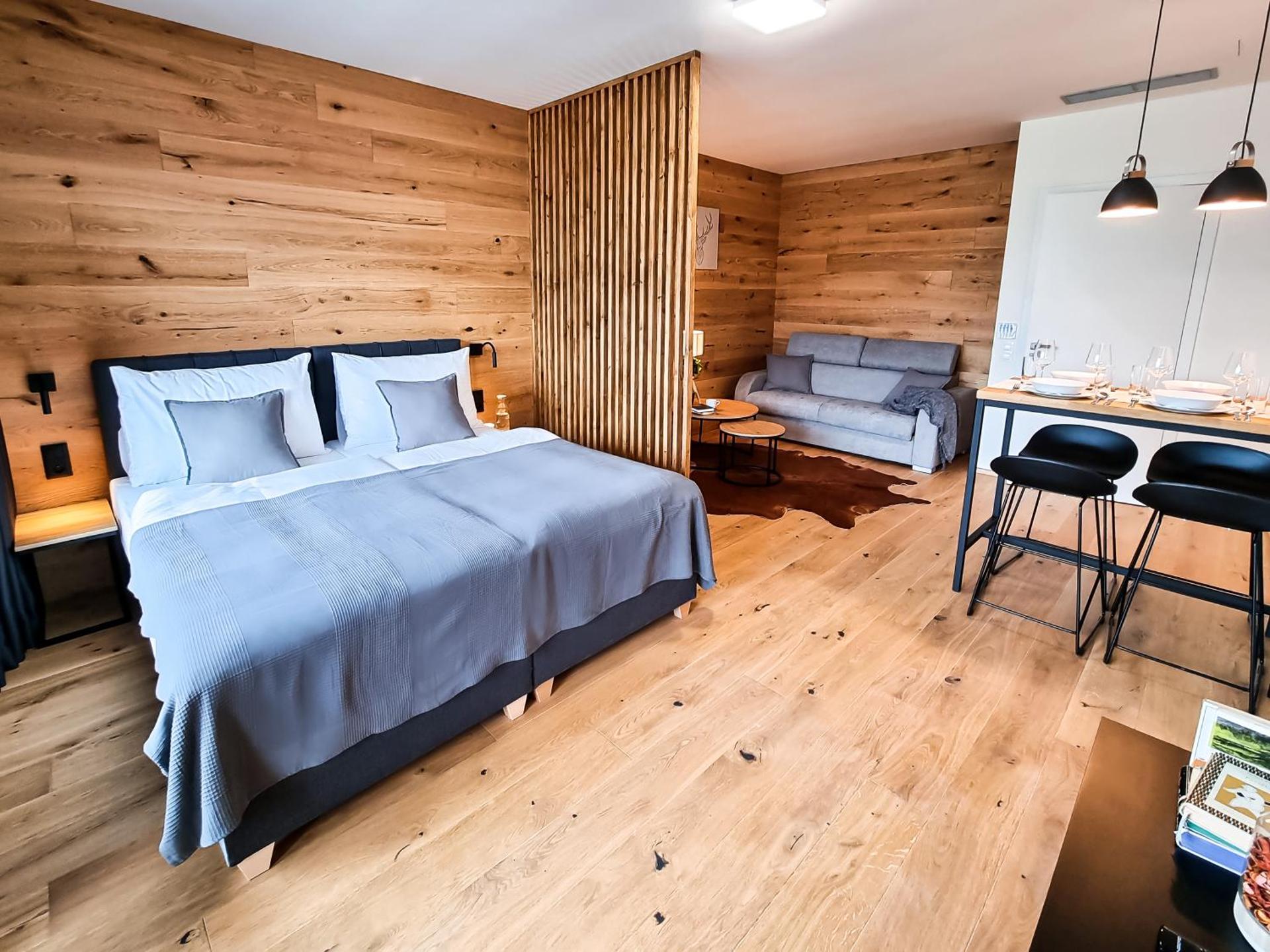 Photo of the whole room