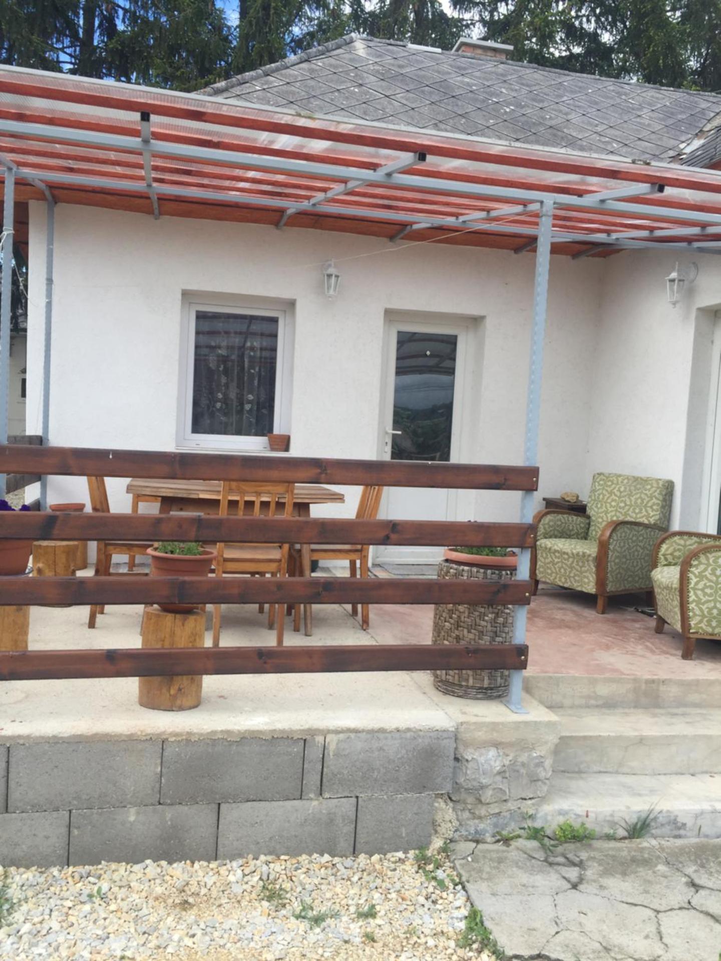 Nyugalmas Vendégház