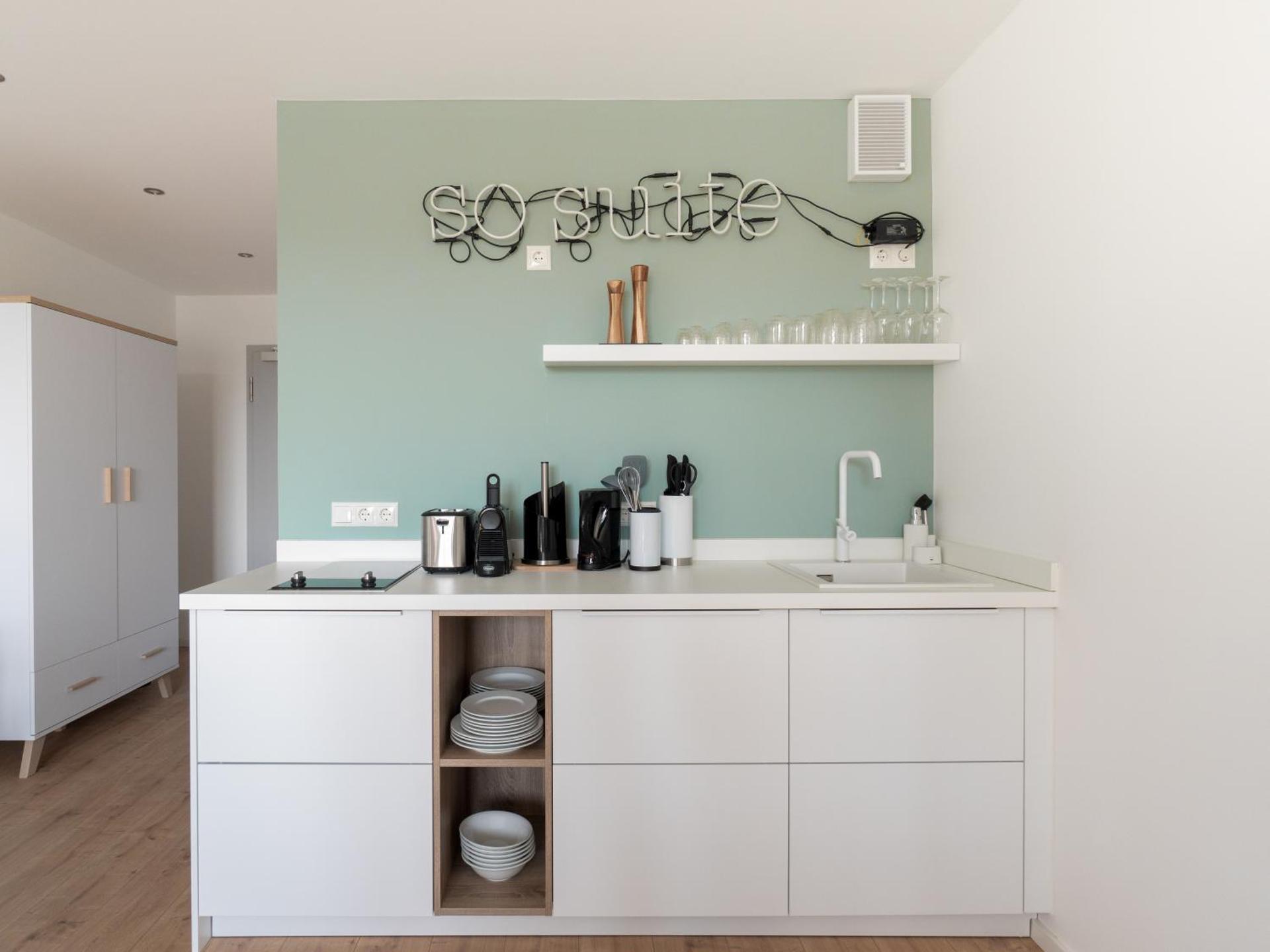 Coffee/tea facilities