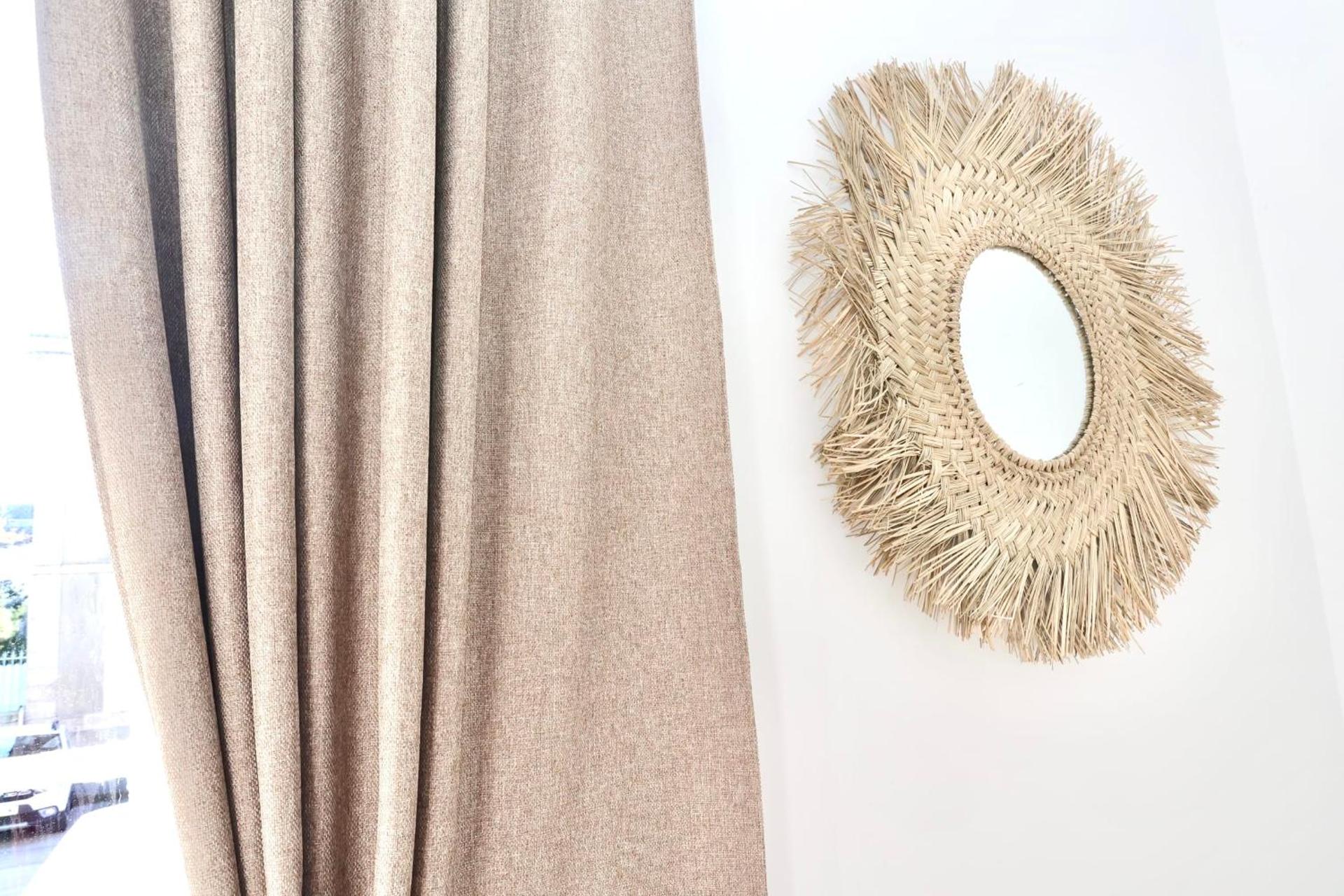 Napoléon Gare n2 Studio Lumineux ByLocly