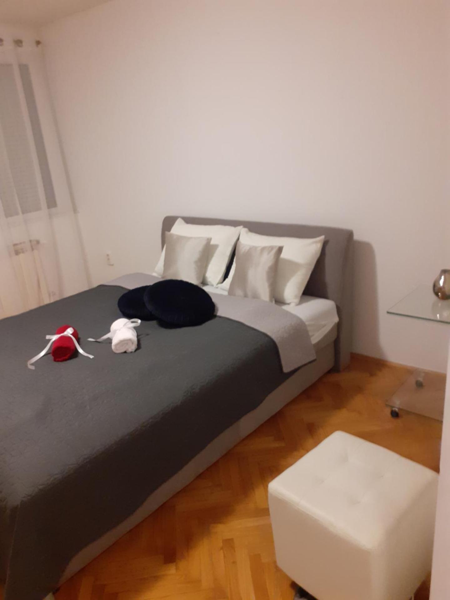 Apartman Sweet penthouse self check-in