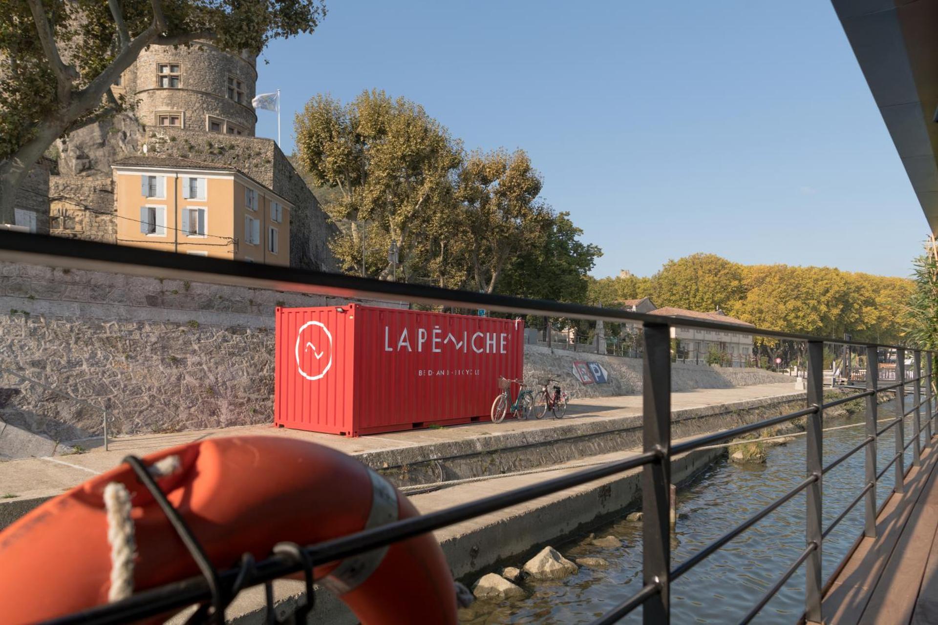 LA PENICHE - Bed And Bicycle - Tournon