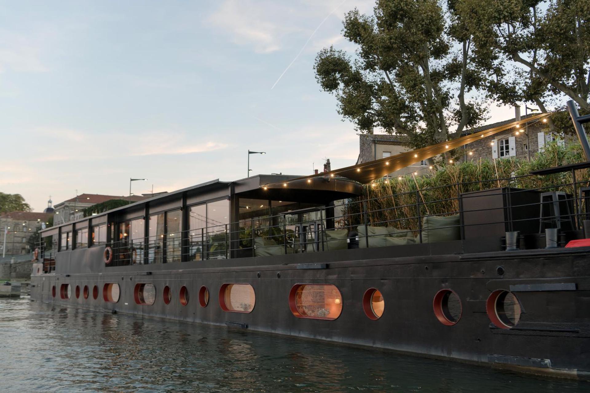 LA PENICHE - Bed And Bicycle - Tournon