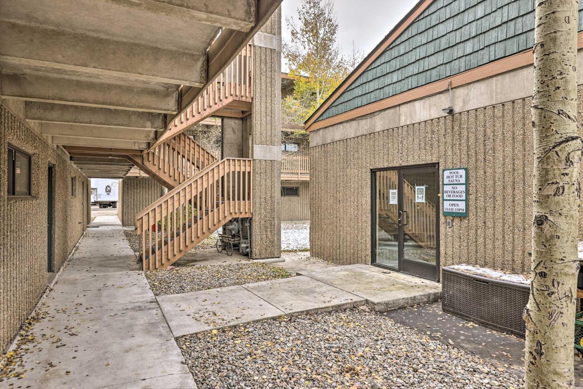 Steps to Ski Shuttle! Frisco Condo with Indoor Pool