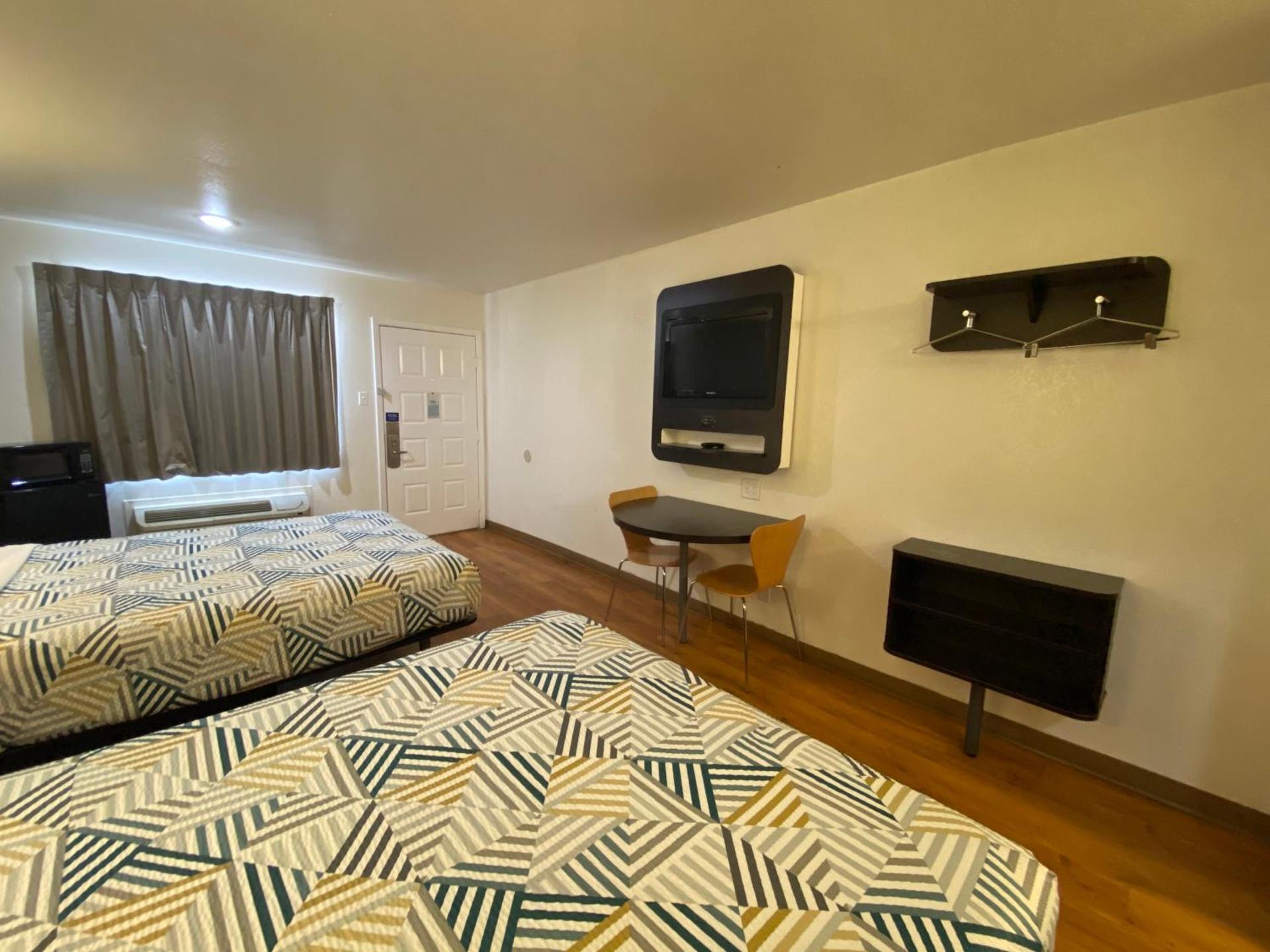 Motel 6-Bryan, TX - College Station