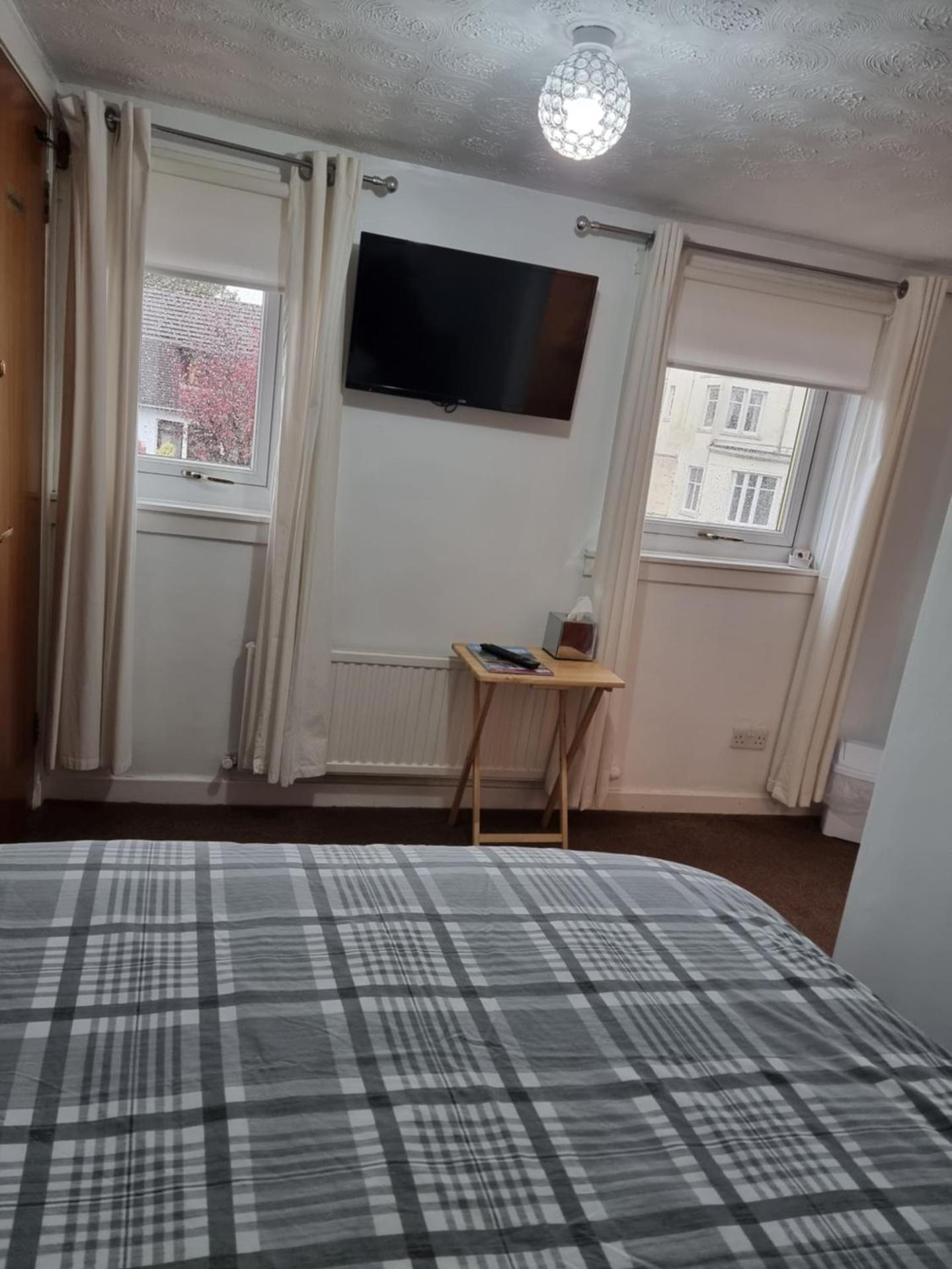 Glenfern Guest House and a separate Cottage with its own private hot tub