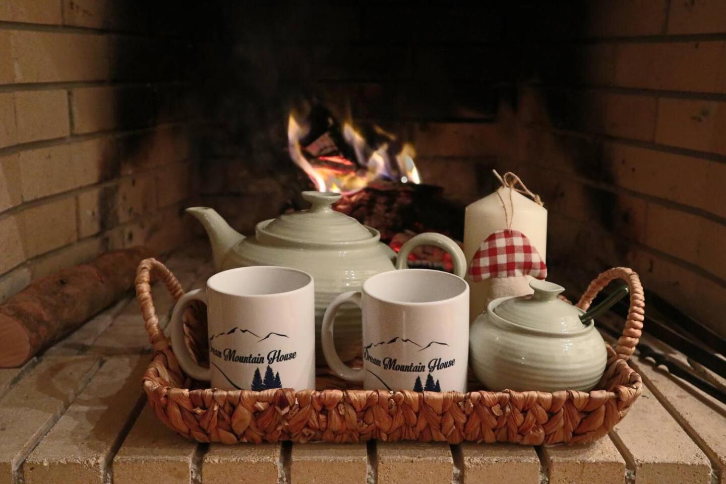 Dream Mountain House