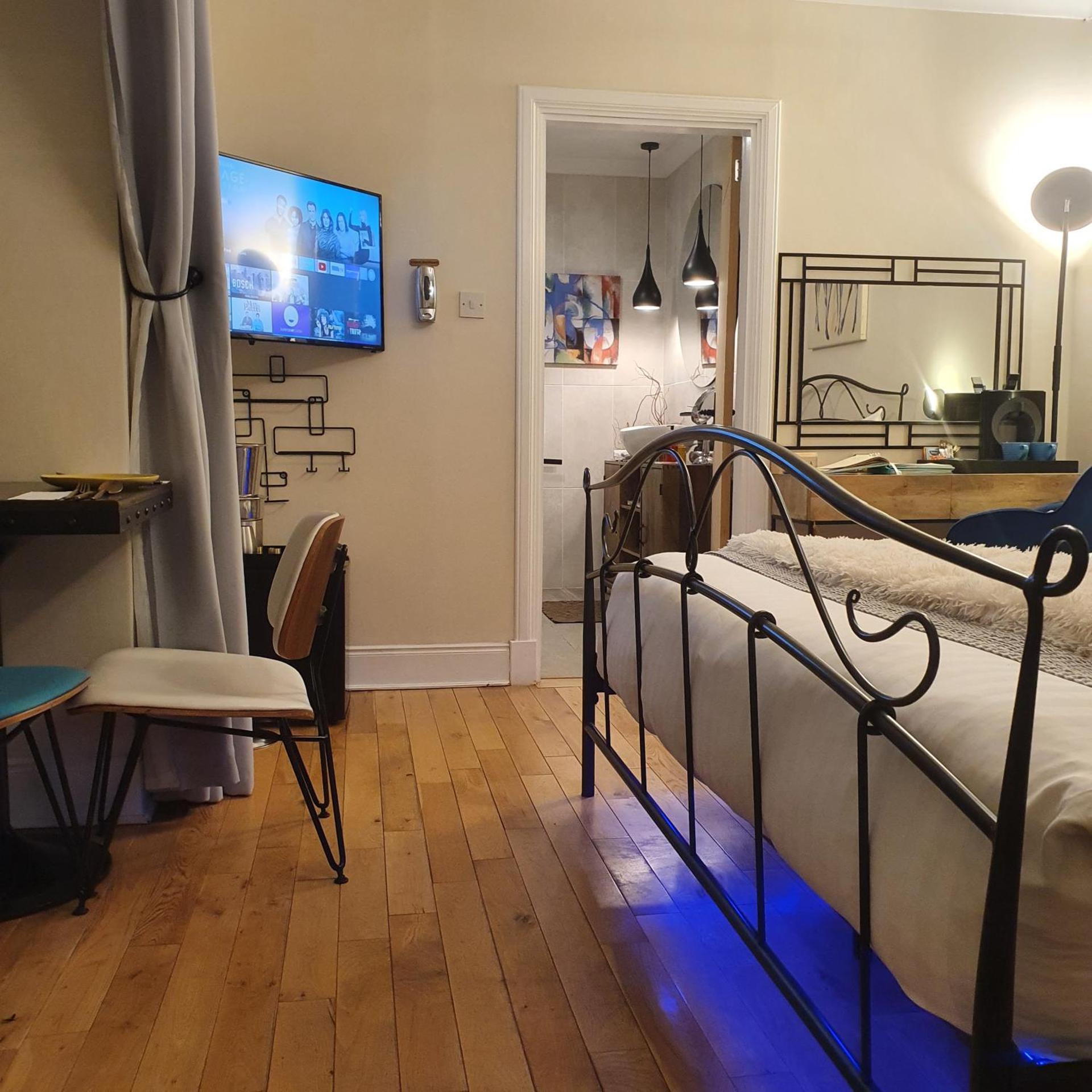 The NEW Blue Horse Suite at The Grumpy Schnauzer B&B Luxury Private Indoor Hot Tub Breakfast in Bed