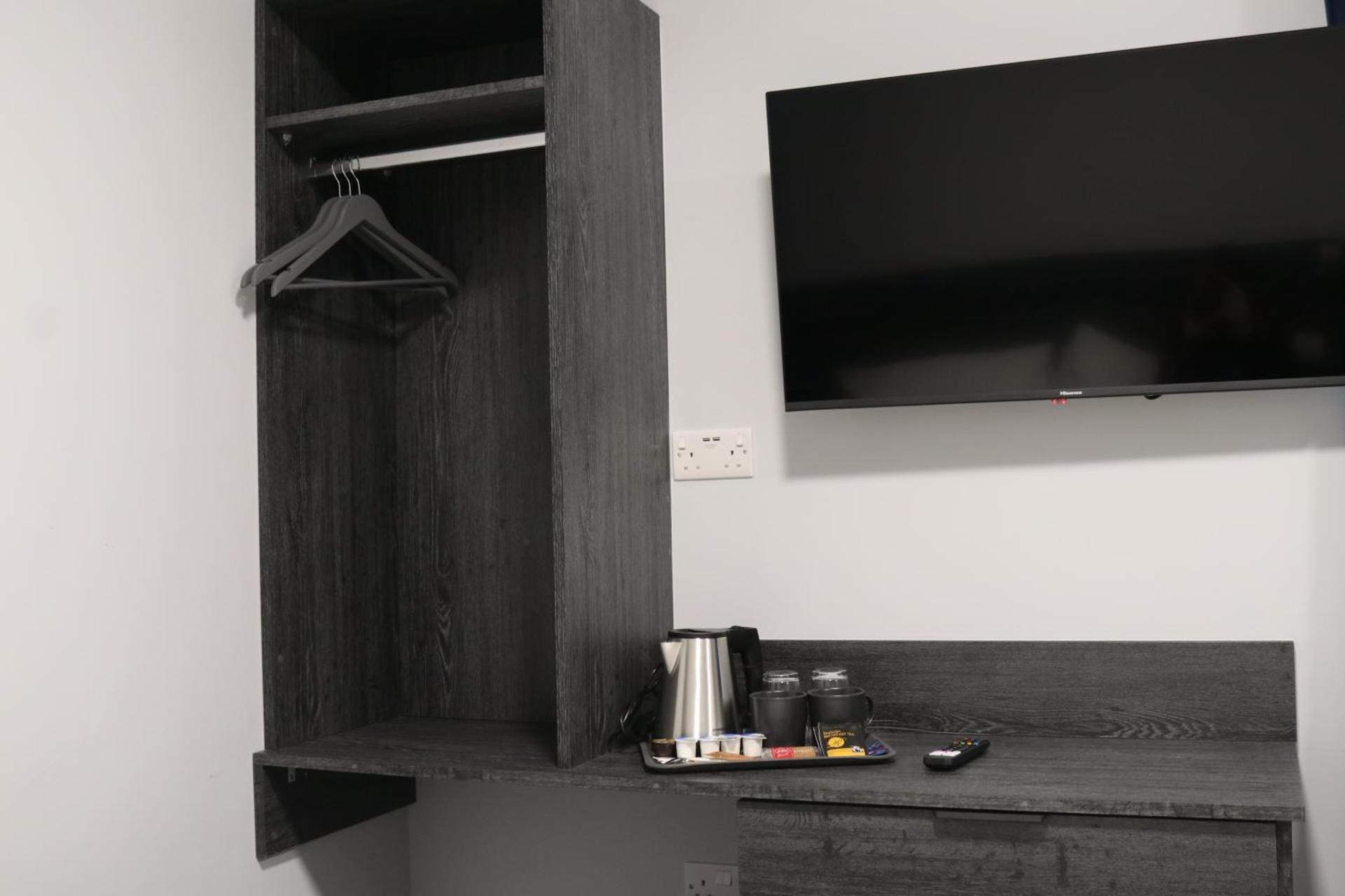 Coffee/tea facilities