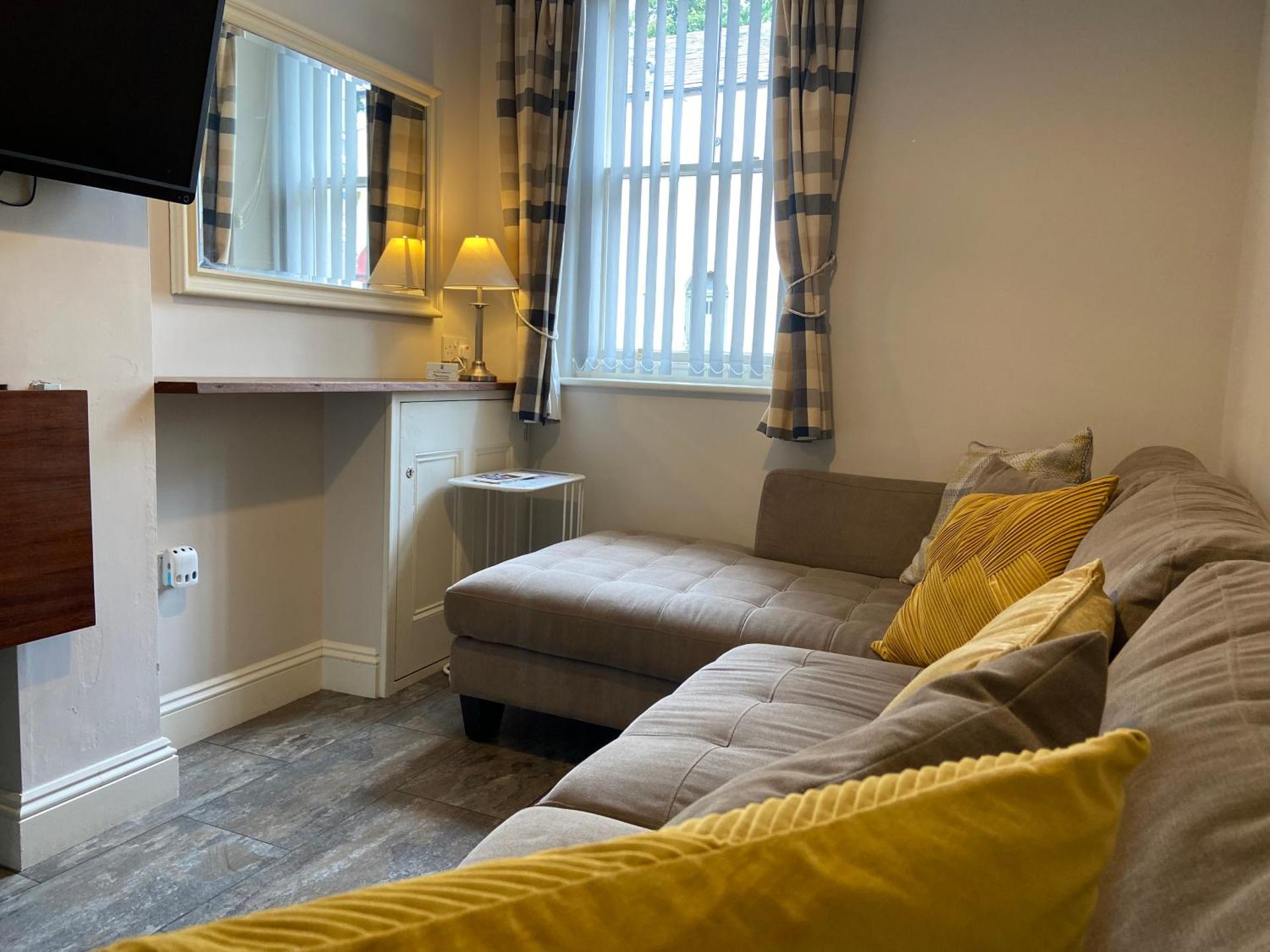 Brampton Holiday Homes - Beckside Apartment