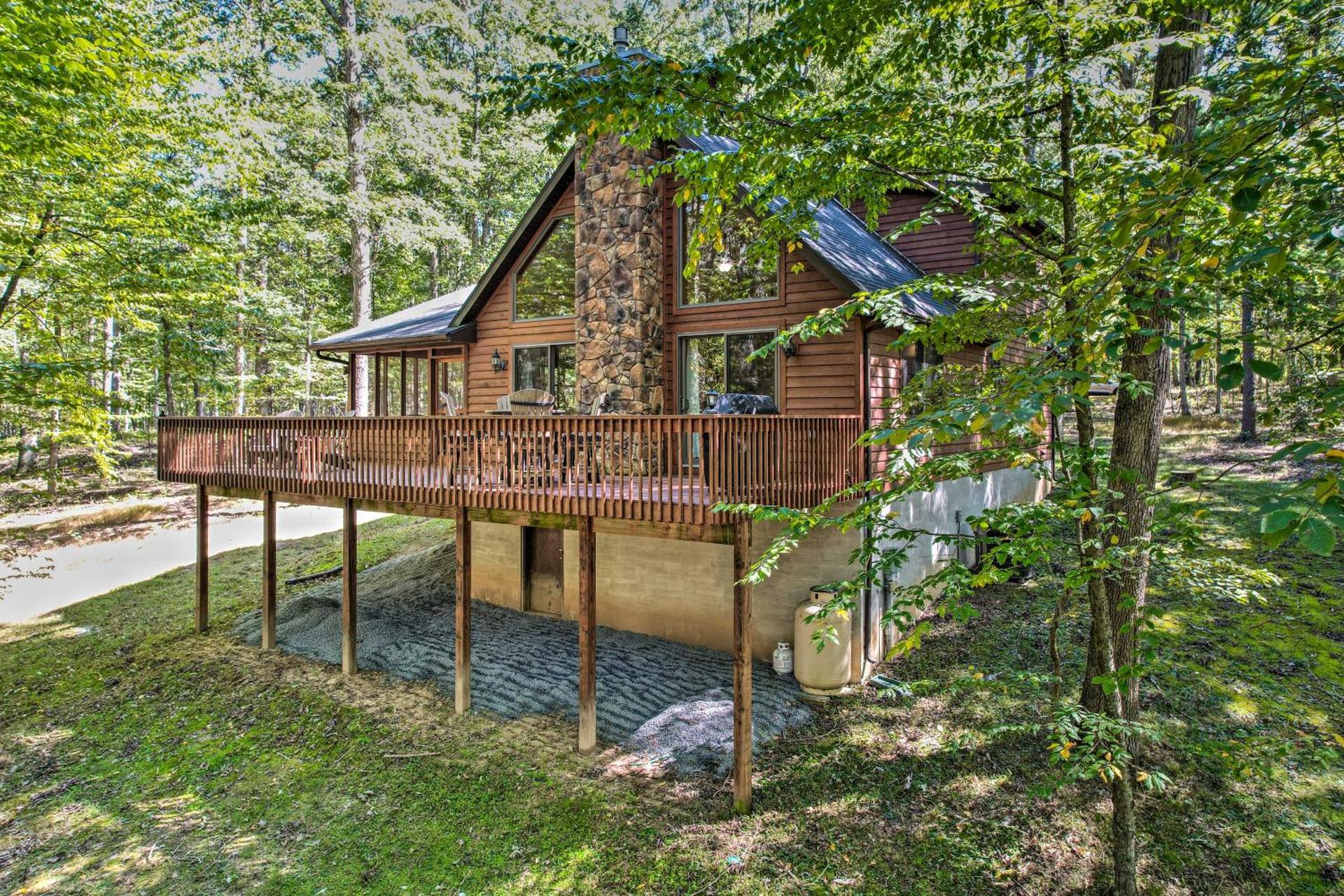Cacapon River Cabin with Private River Access!