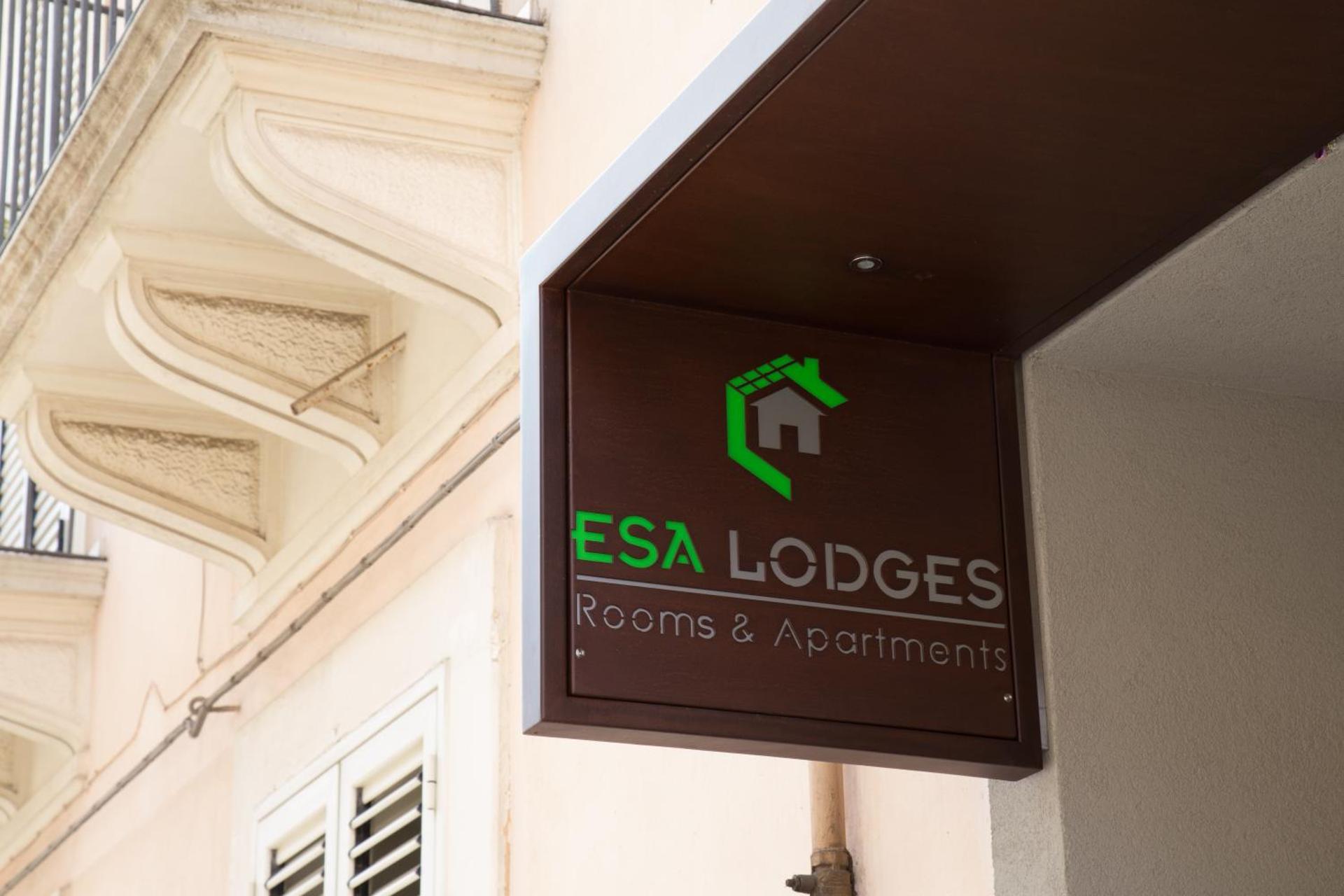 ESA Lodges