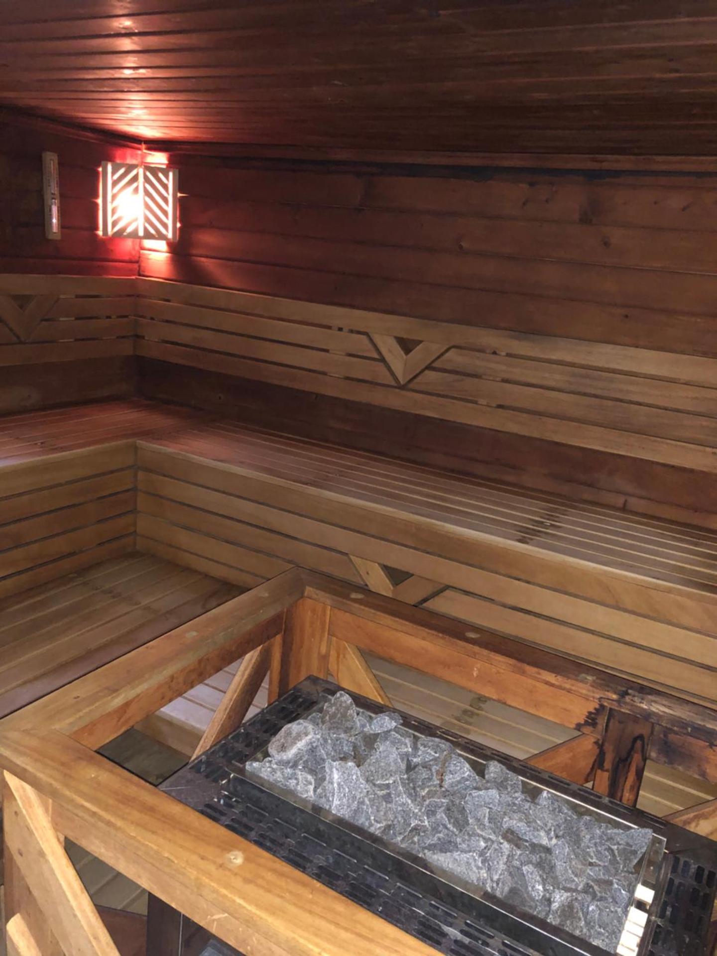 Ferienwohnung Linda incl Pool, Sauna & Tiefgarage