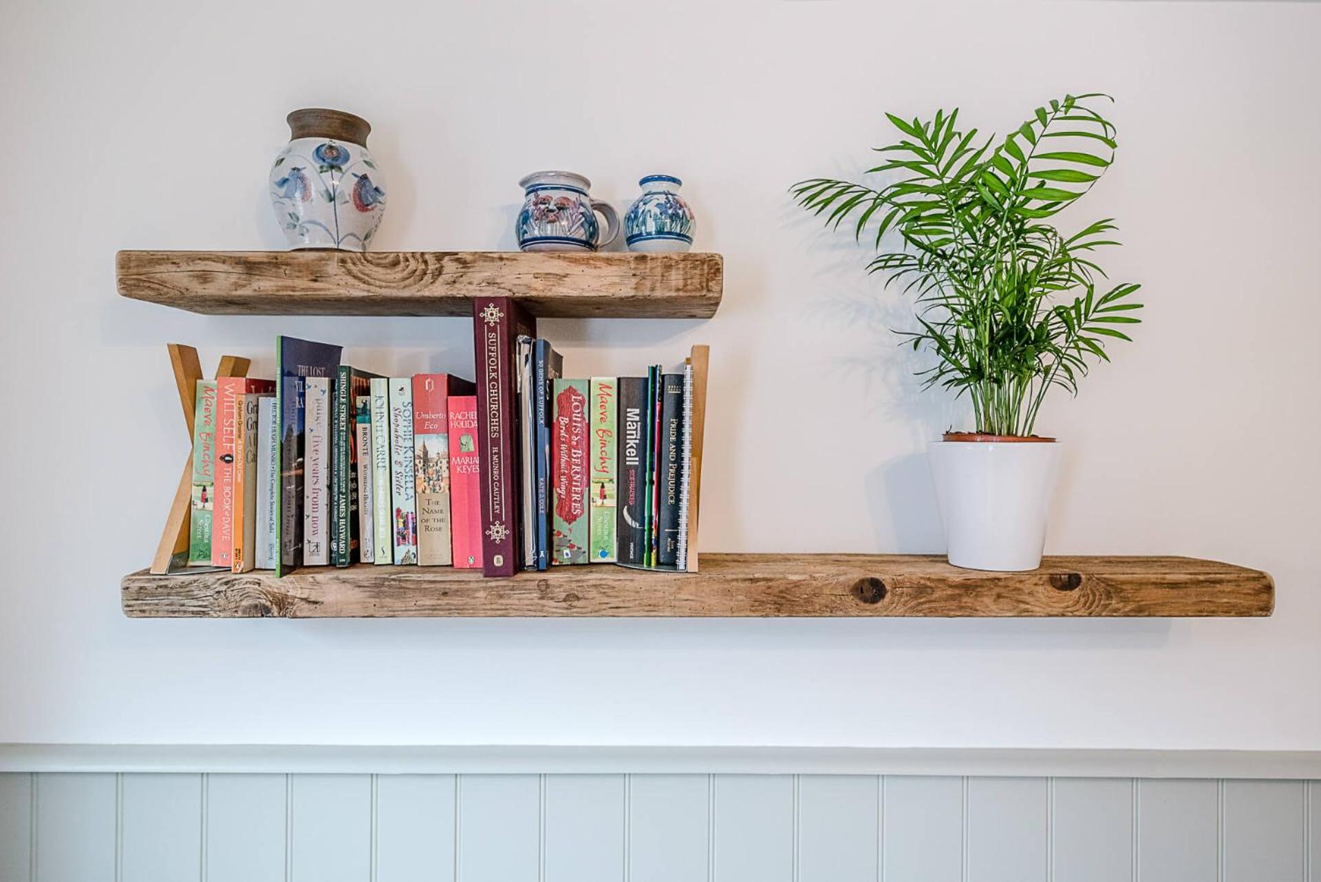 North Cottage, Alderton