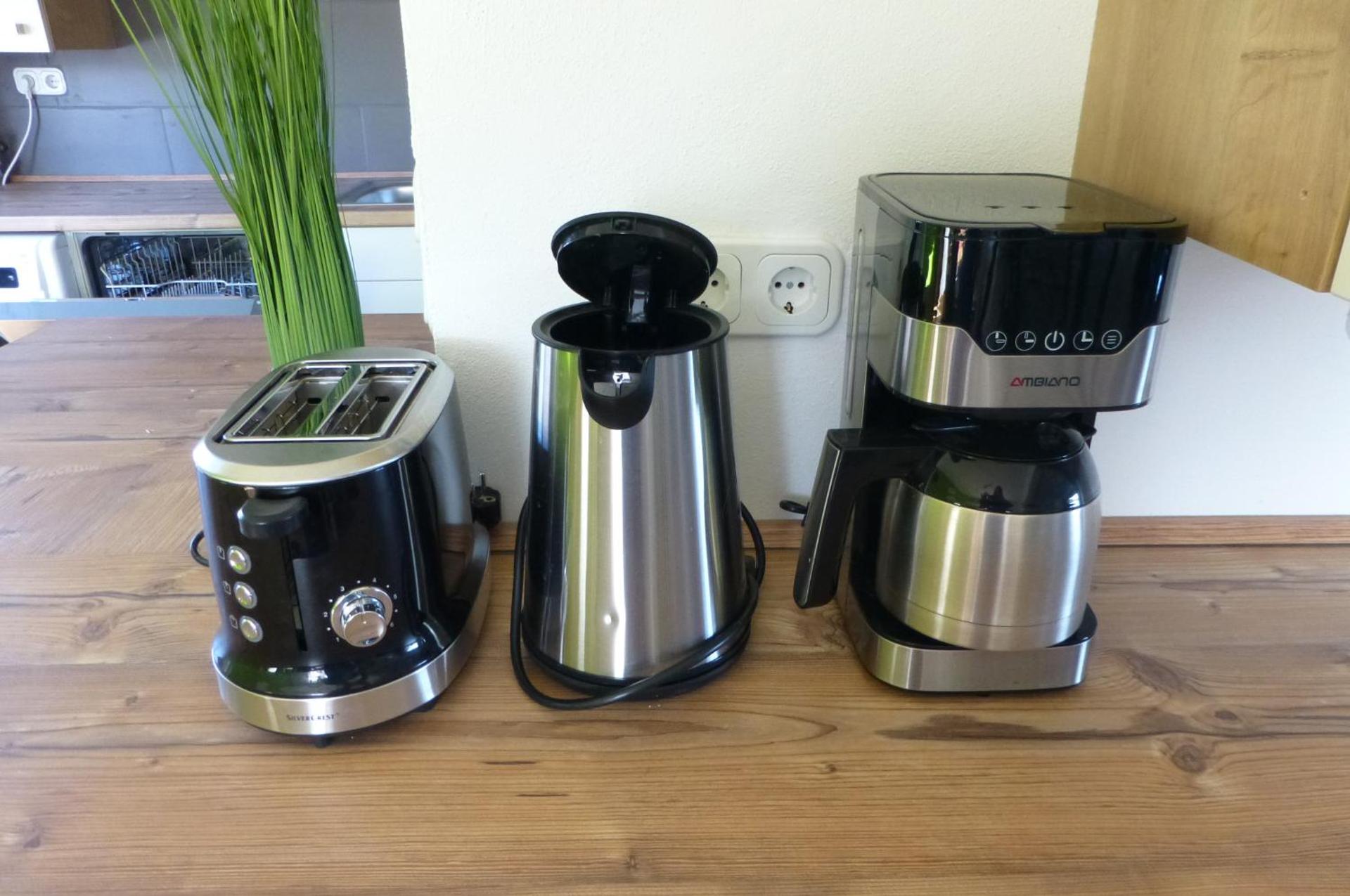 Coffee/tea facilities