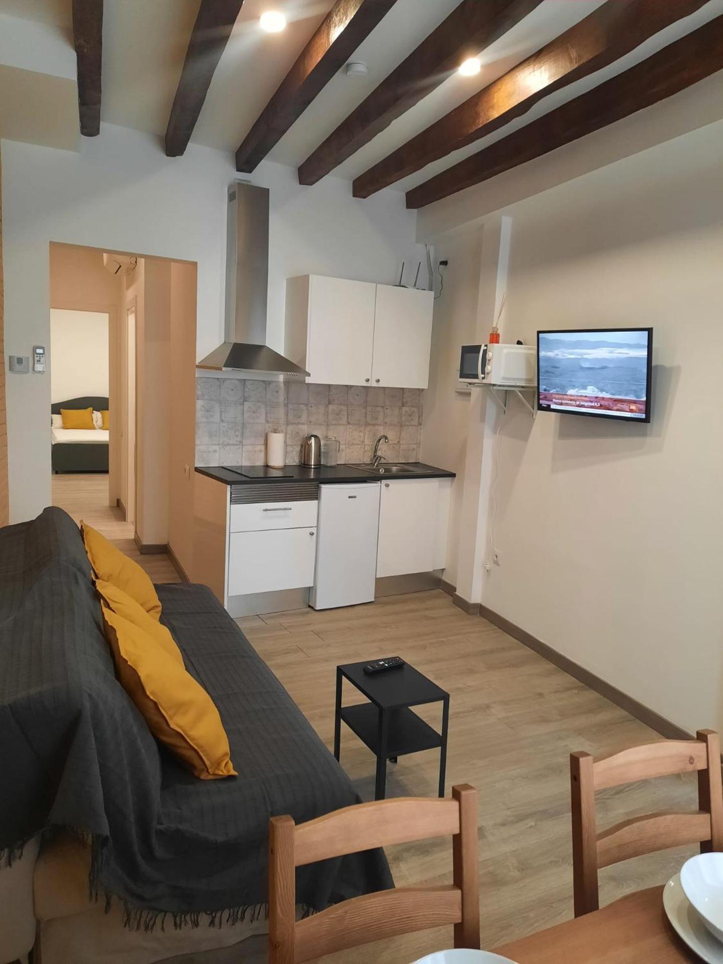 Communal lounge/ TV room