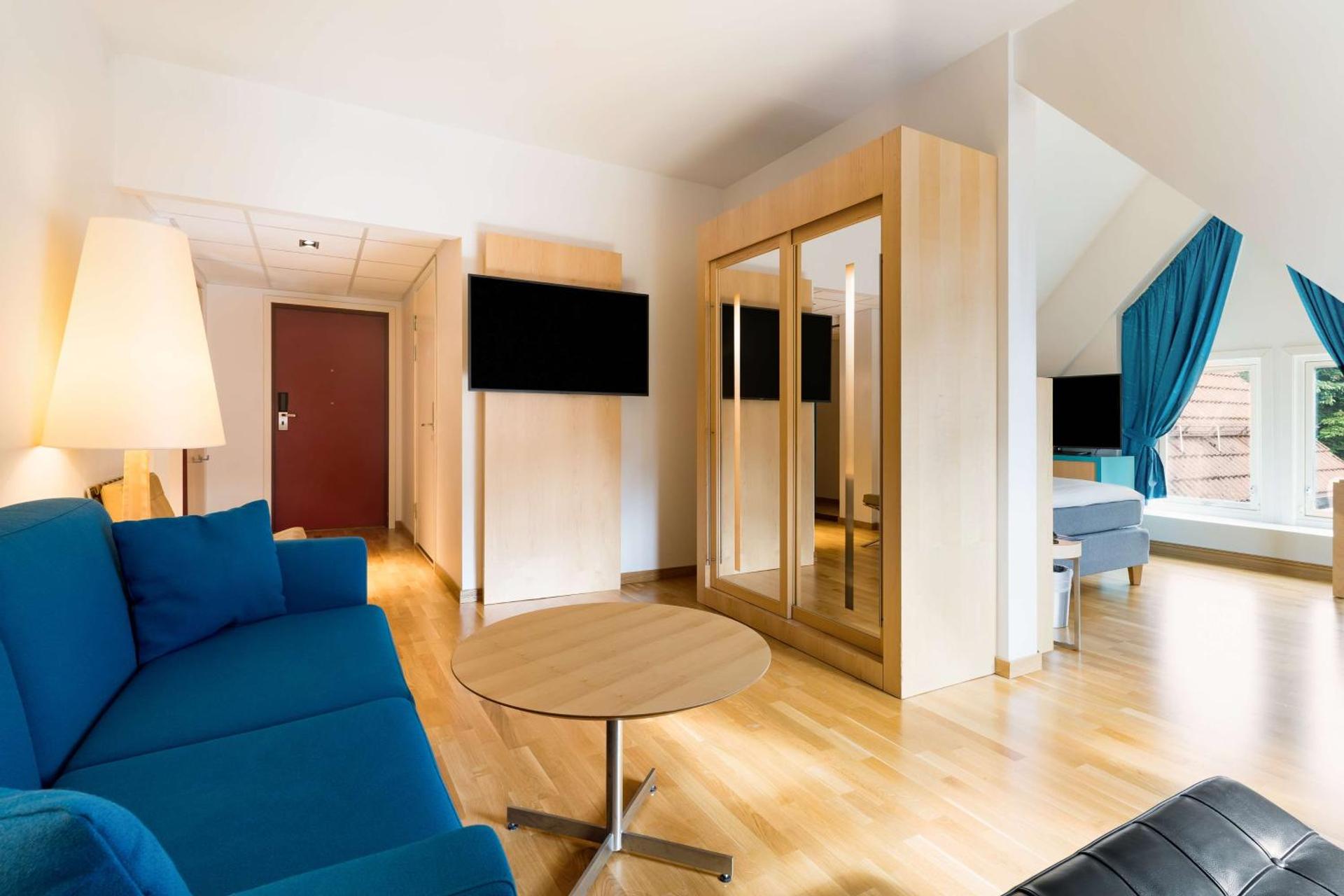 Photo of the whole room