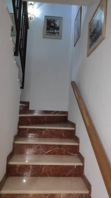 Dúplex San Lorenzo 2 PARKING GRATUITOS Y PISCINA