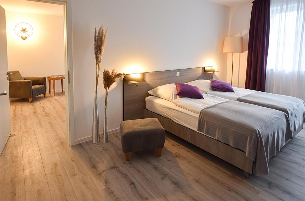 PRIMA Inn HOTEL & HOF NEURUPPIN - digitales & rezeptionsloses Motel