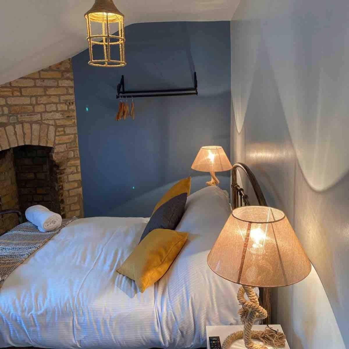 The Captains Nook-Hot tub