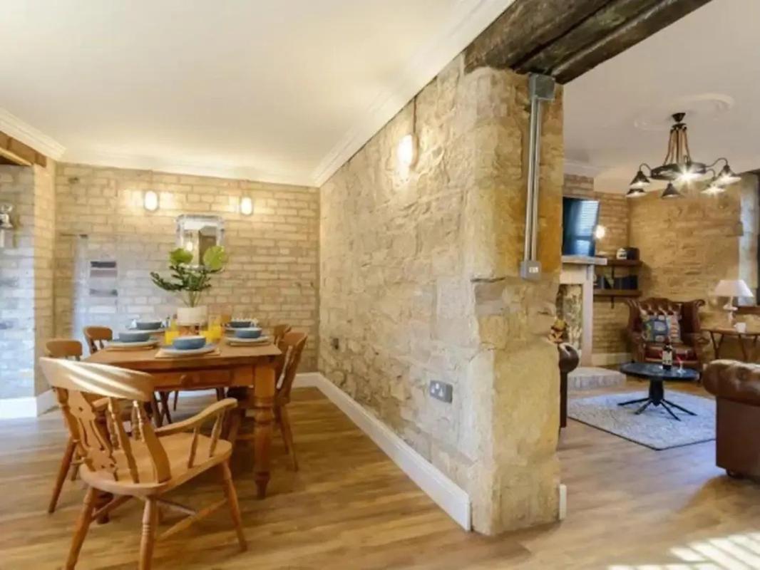 The Captains Nook-Hot tub