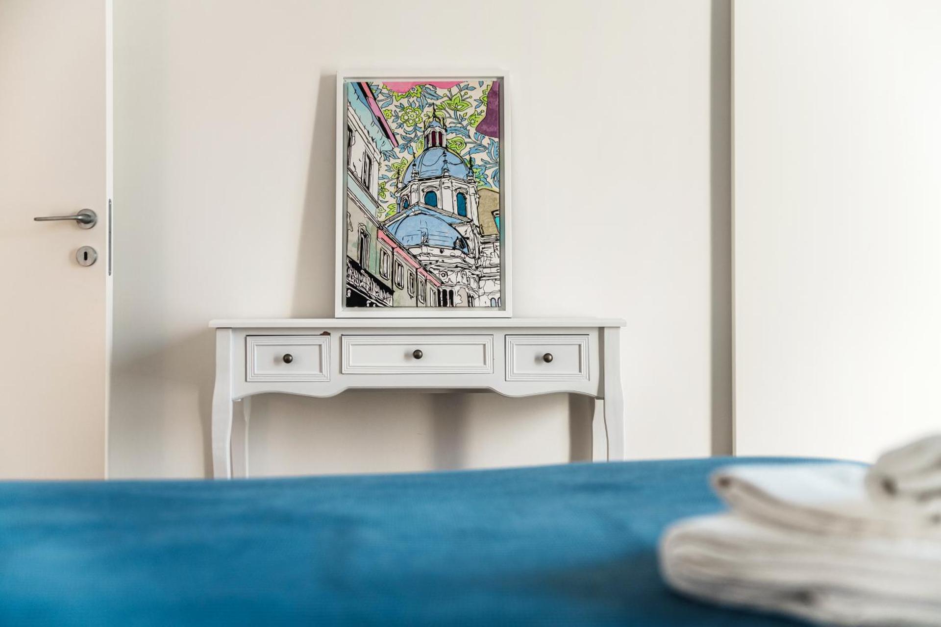 An armchair on the Lake