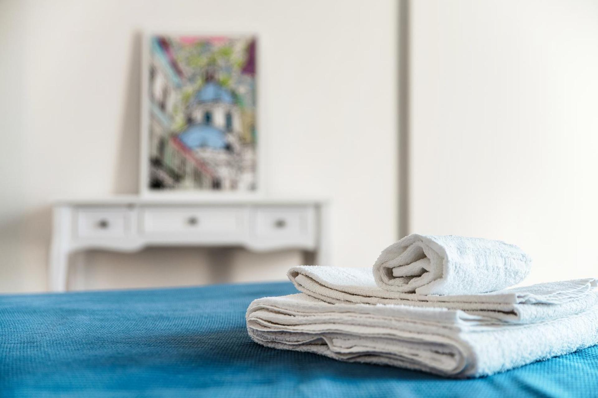 An armchair on the Lake