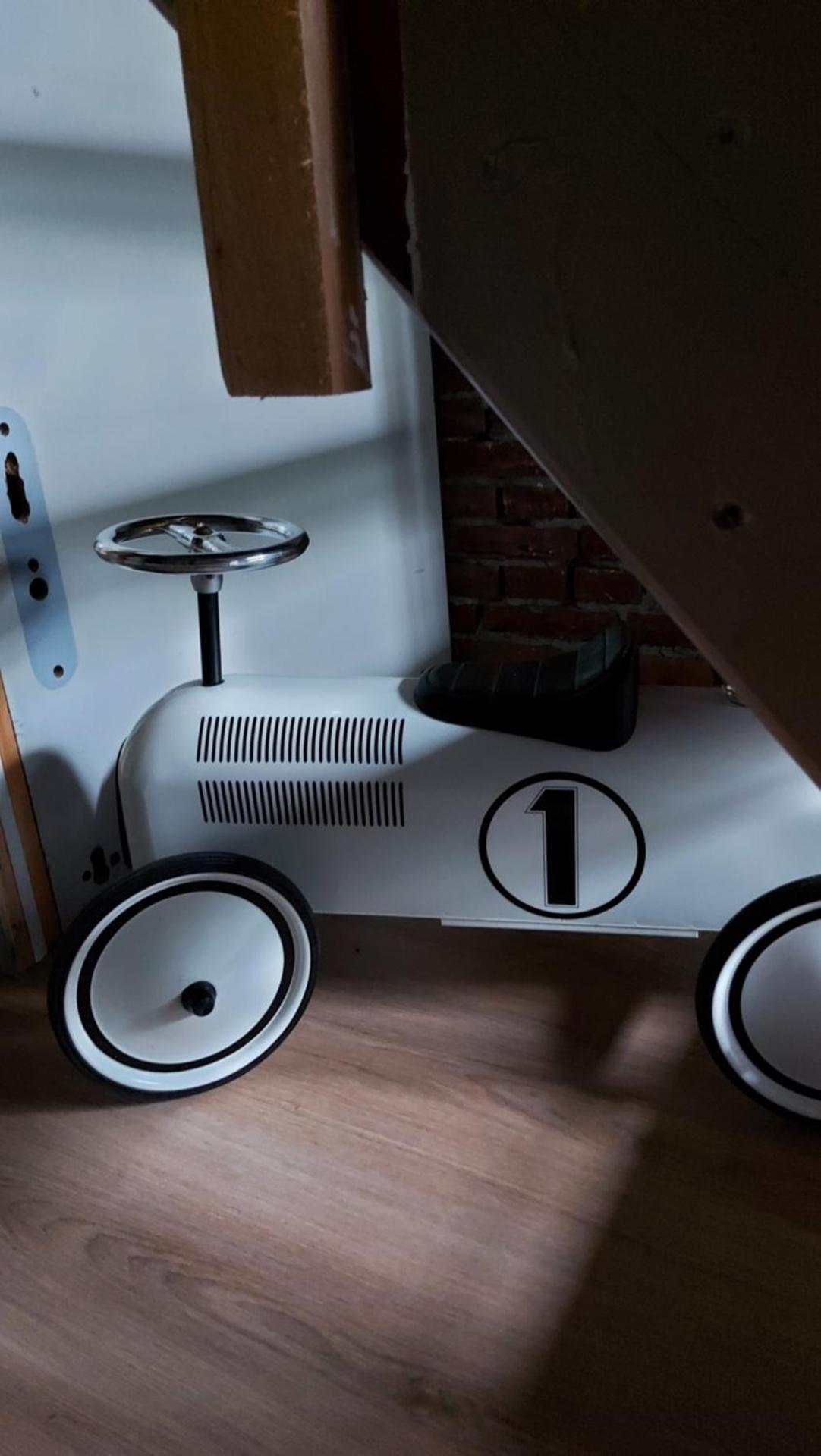 Deluxe Double Room (2 Adults + 1 Child)