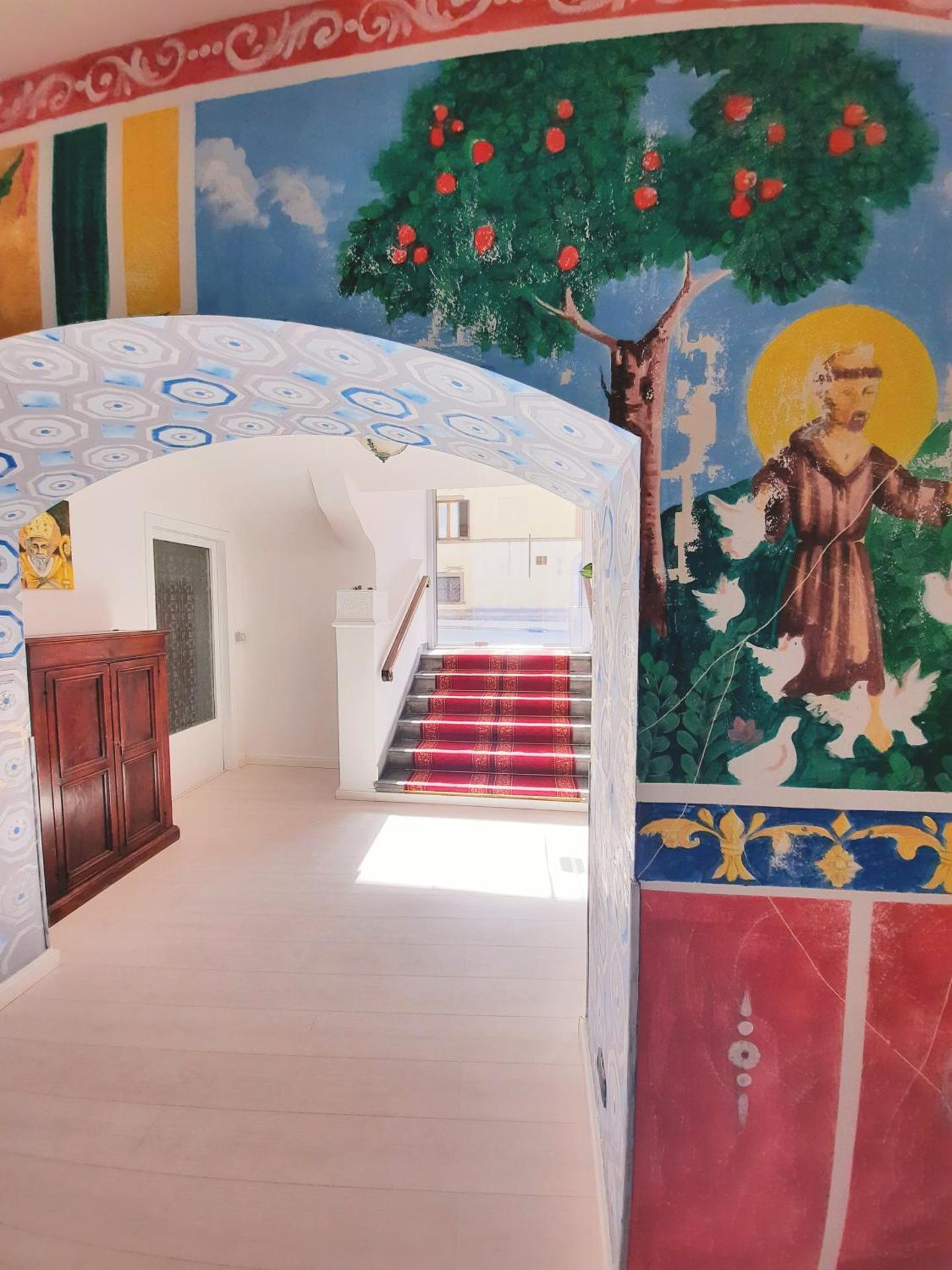 Communal lounge/ TV room