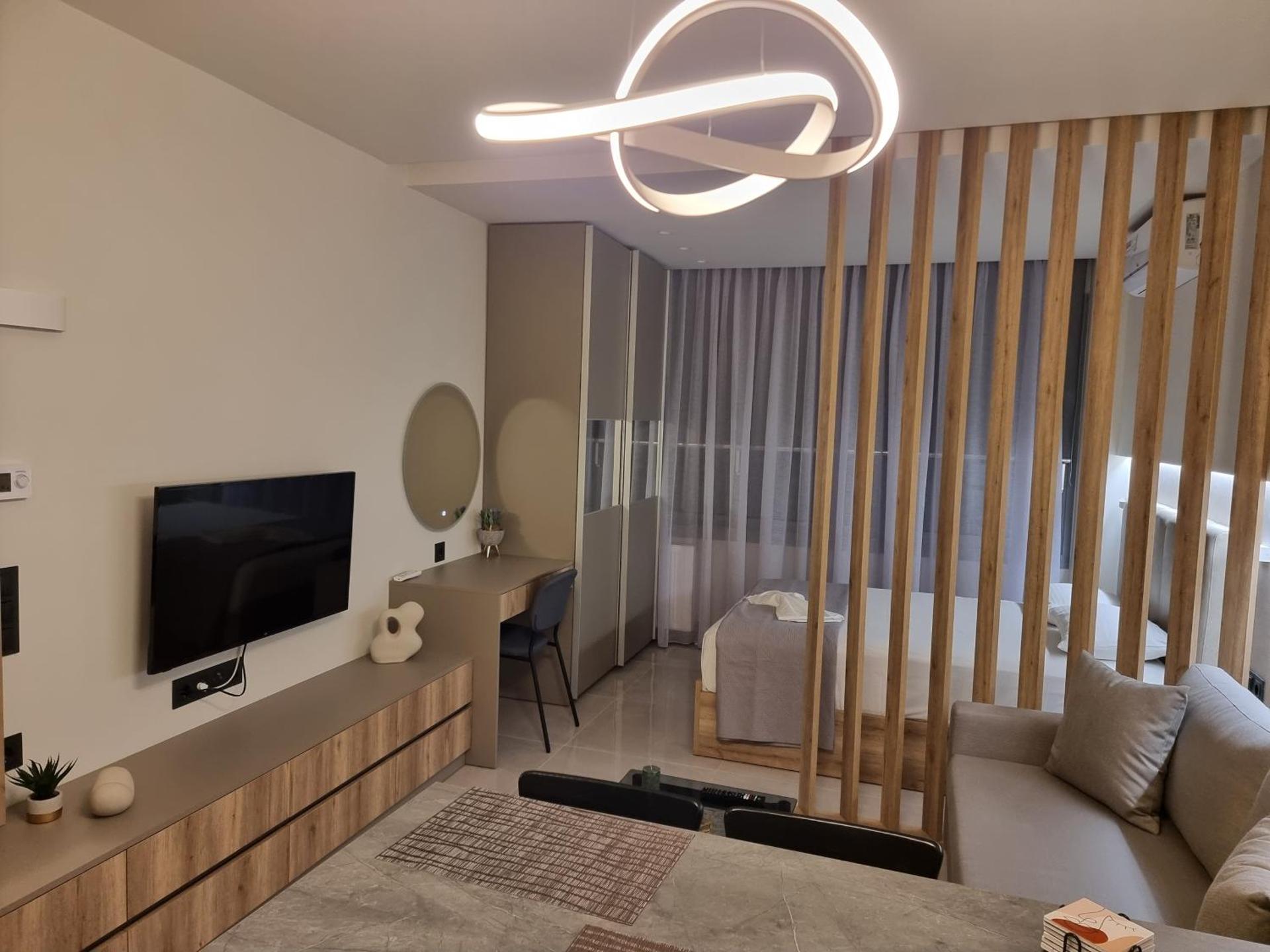 Iris City Center Premium Studio
