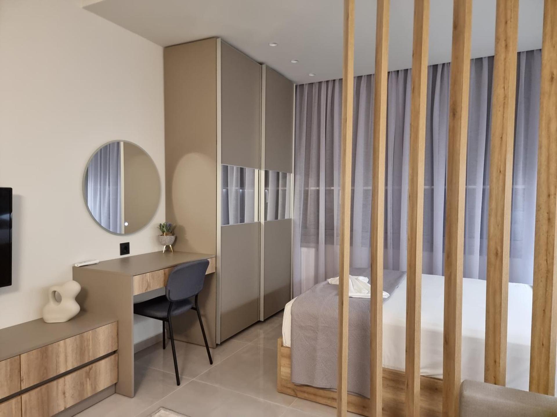 Iris City Center Premium Studio